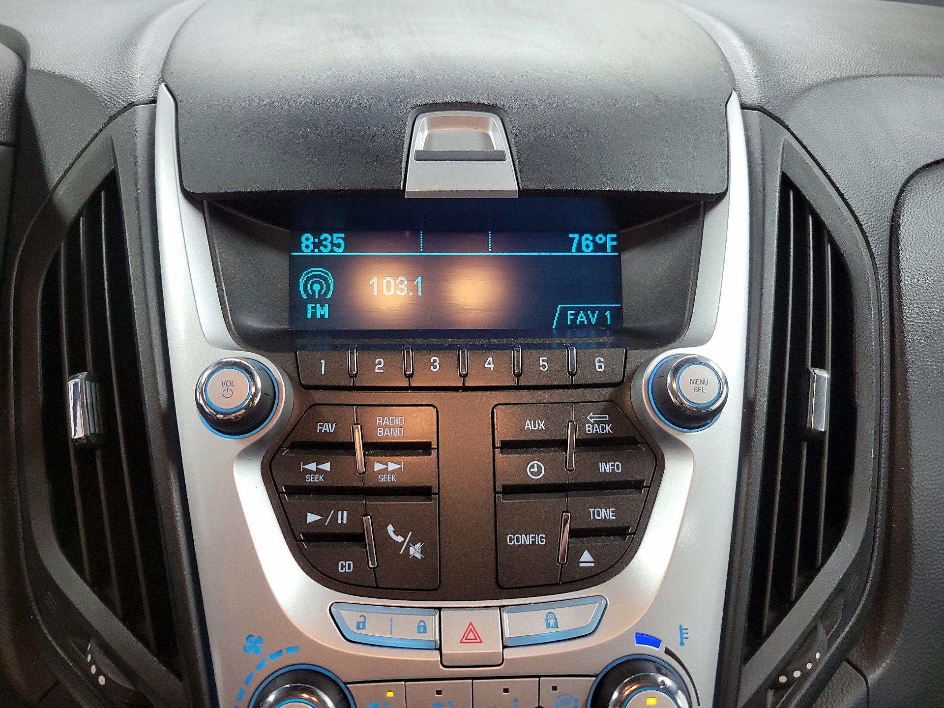 Thumbnail: 2015 Chevrolet Equinox - 13