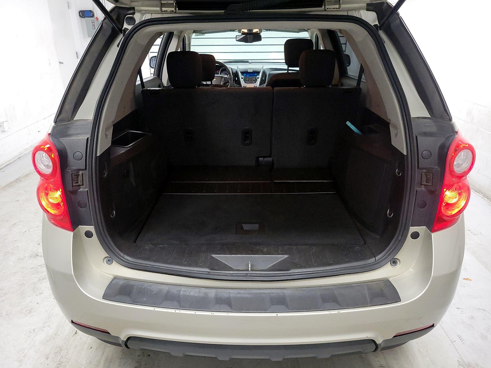 Thumbnail: 2015 Chevrolet Equinox - 17