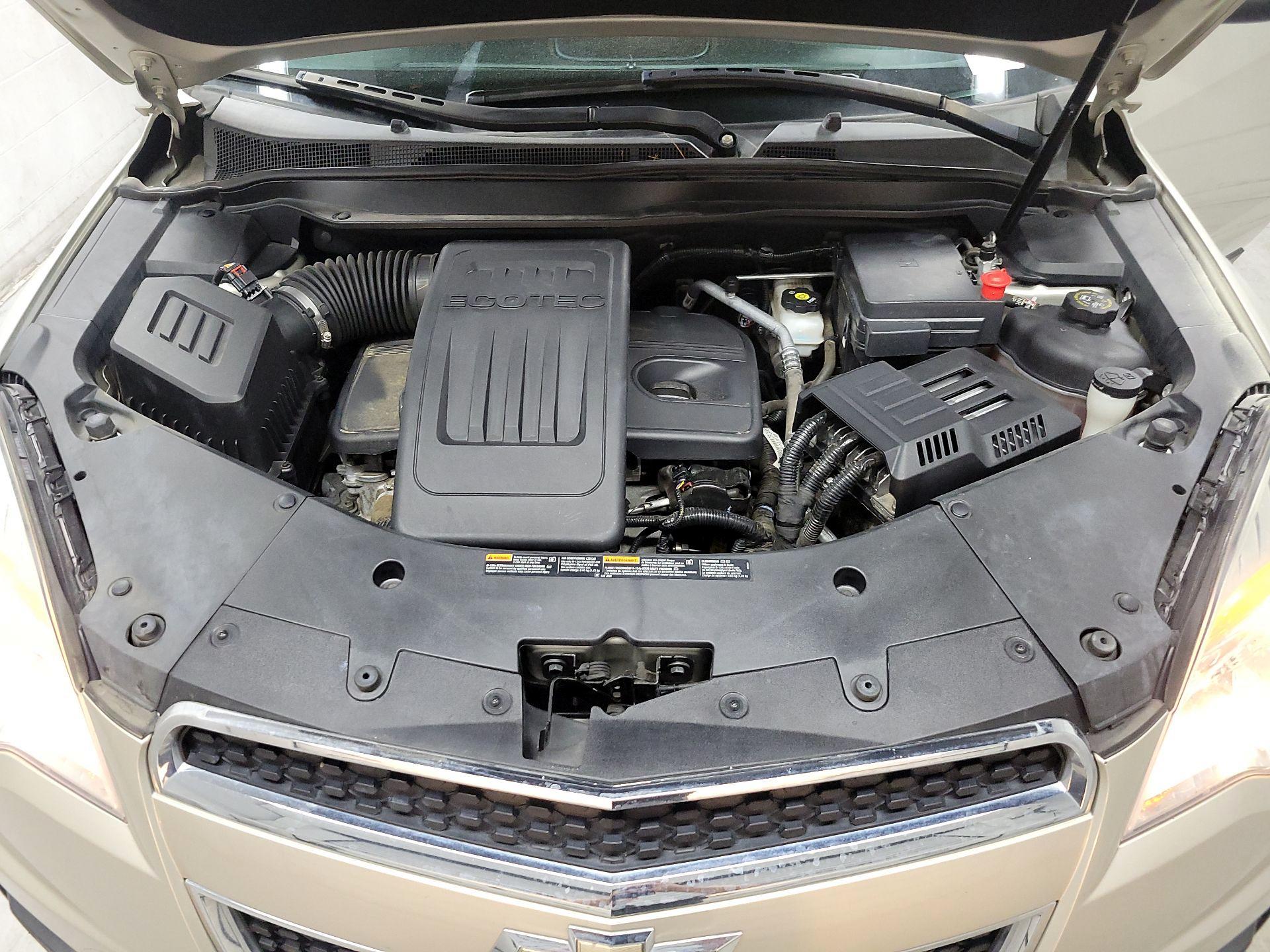 Thumbnail: 2015 Chevrolet Equinox - 18