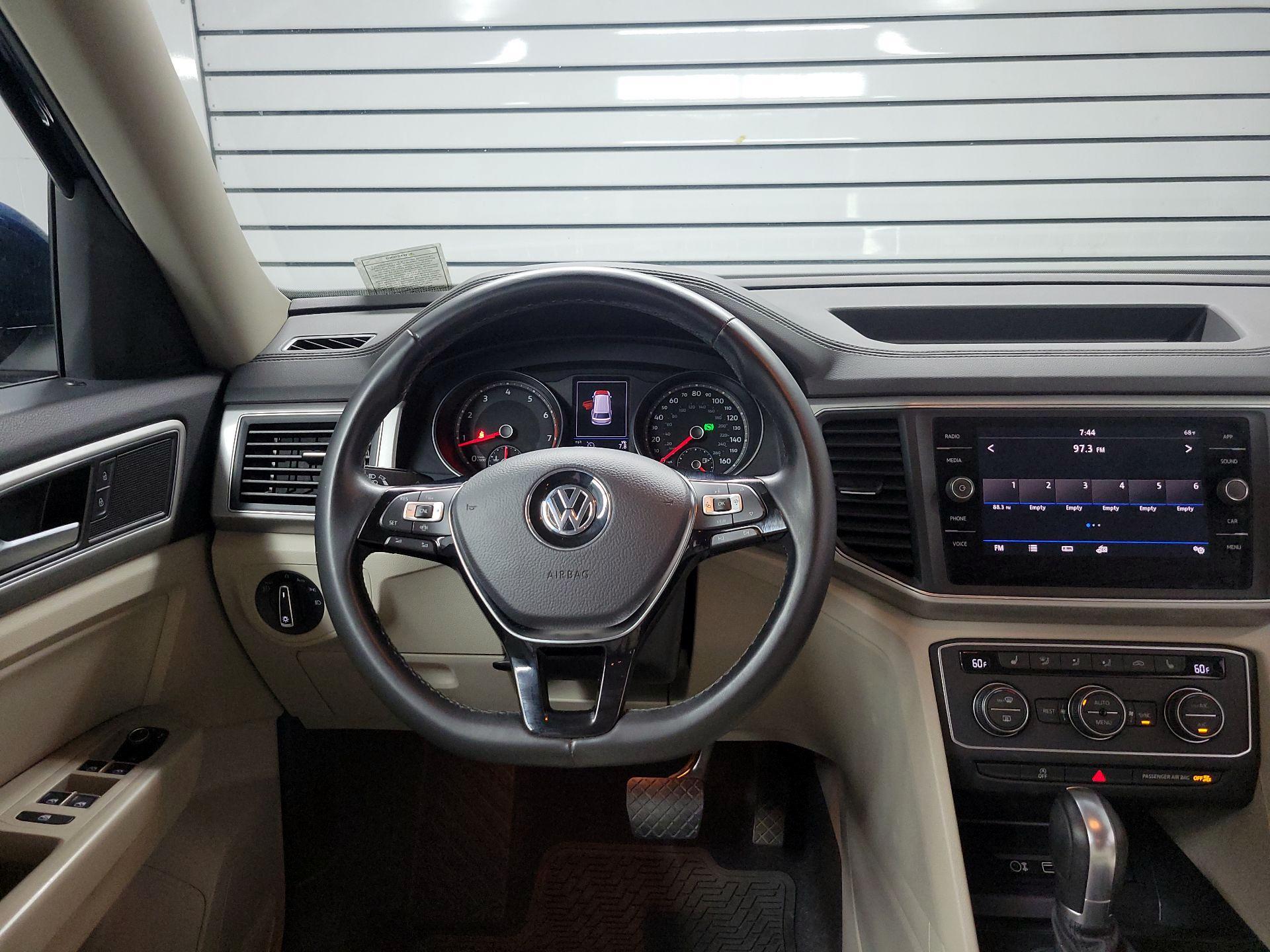 Thumbnail: 2019 Volkswagen Atlas - 10
