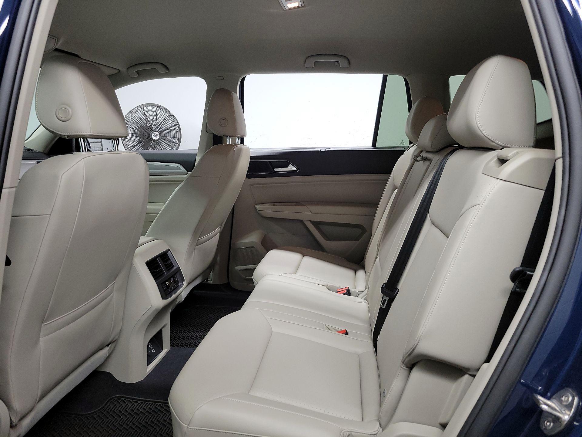 Thumbnail: 2019 Volkswagen Atlas - 17