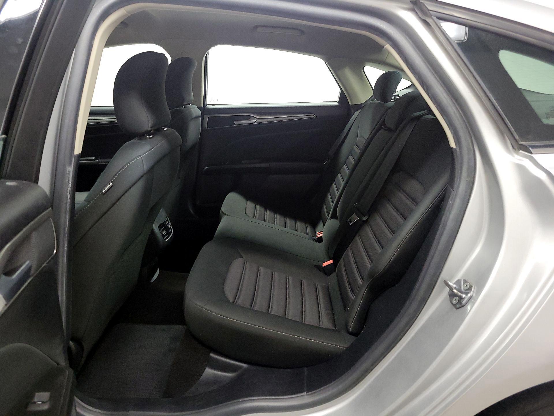 Thumbnail: 2019 Ford Fusion - 18