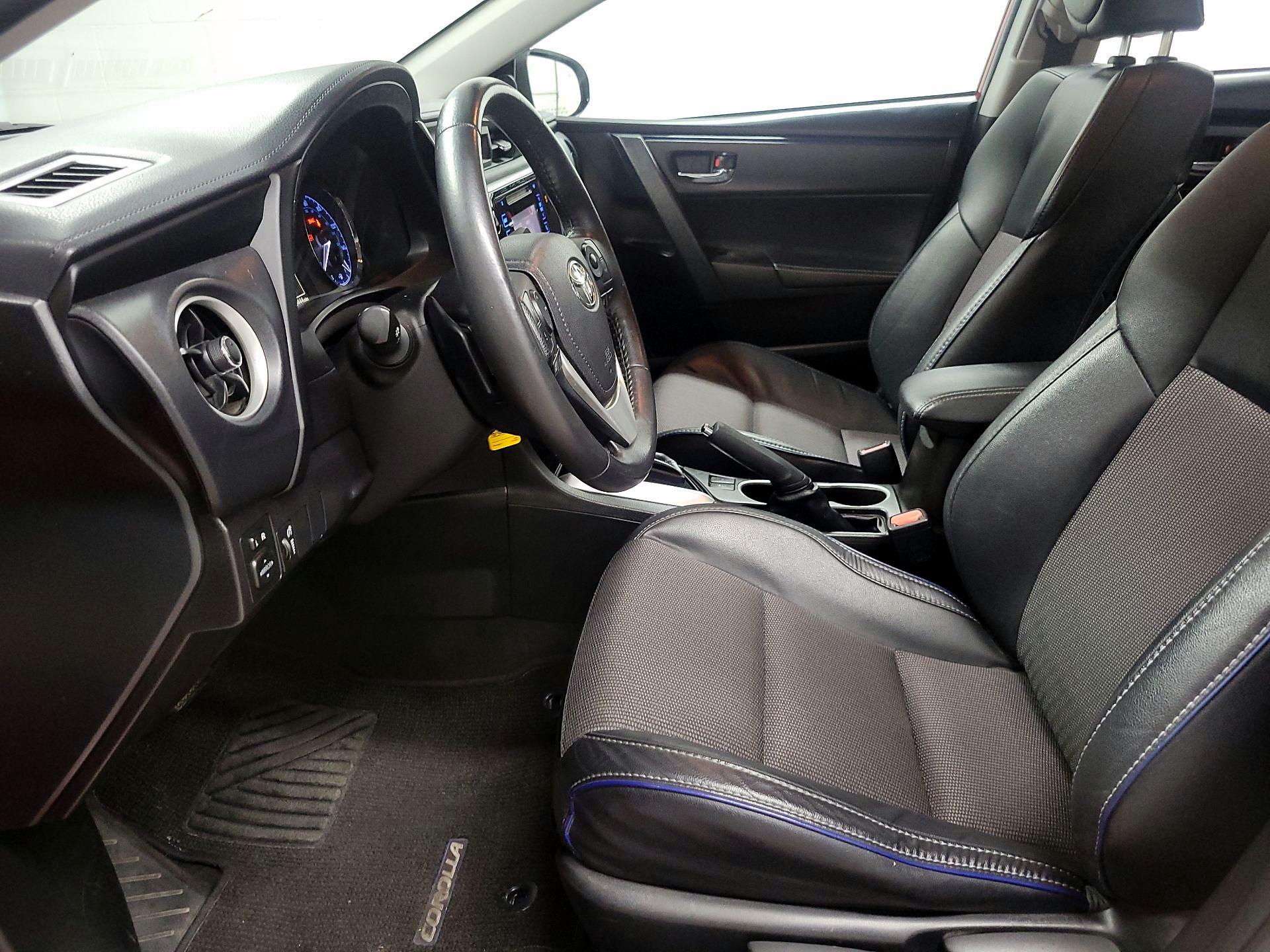 Thumbnail: 2017 Toyota Corolla - 11