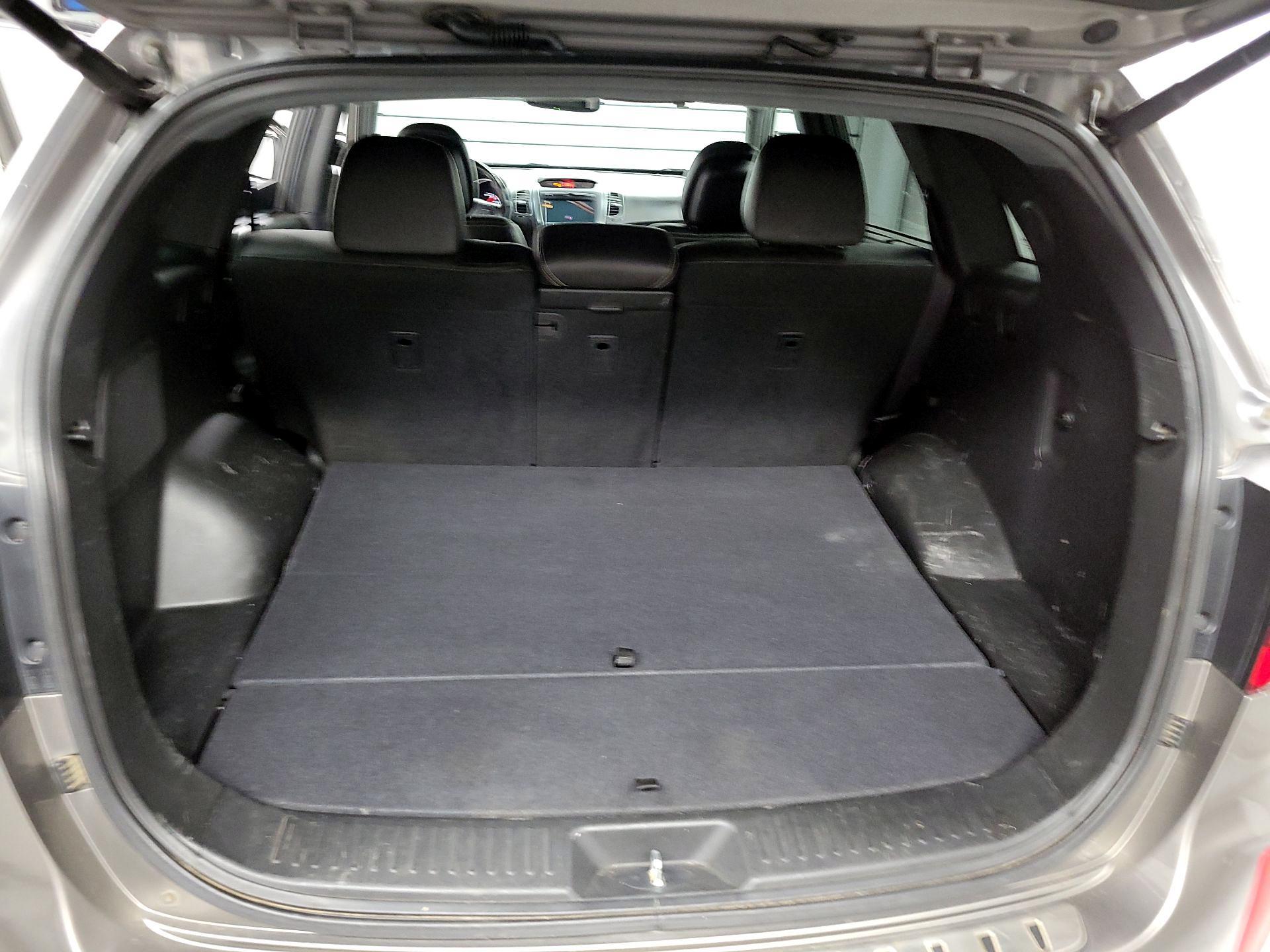 Thumbnail: 2014 Kia Sorento - 20