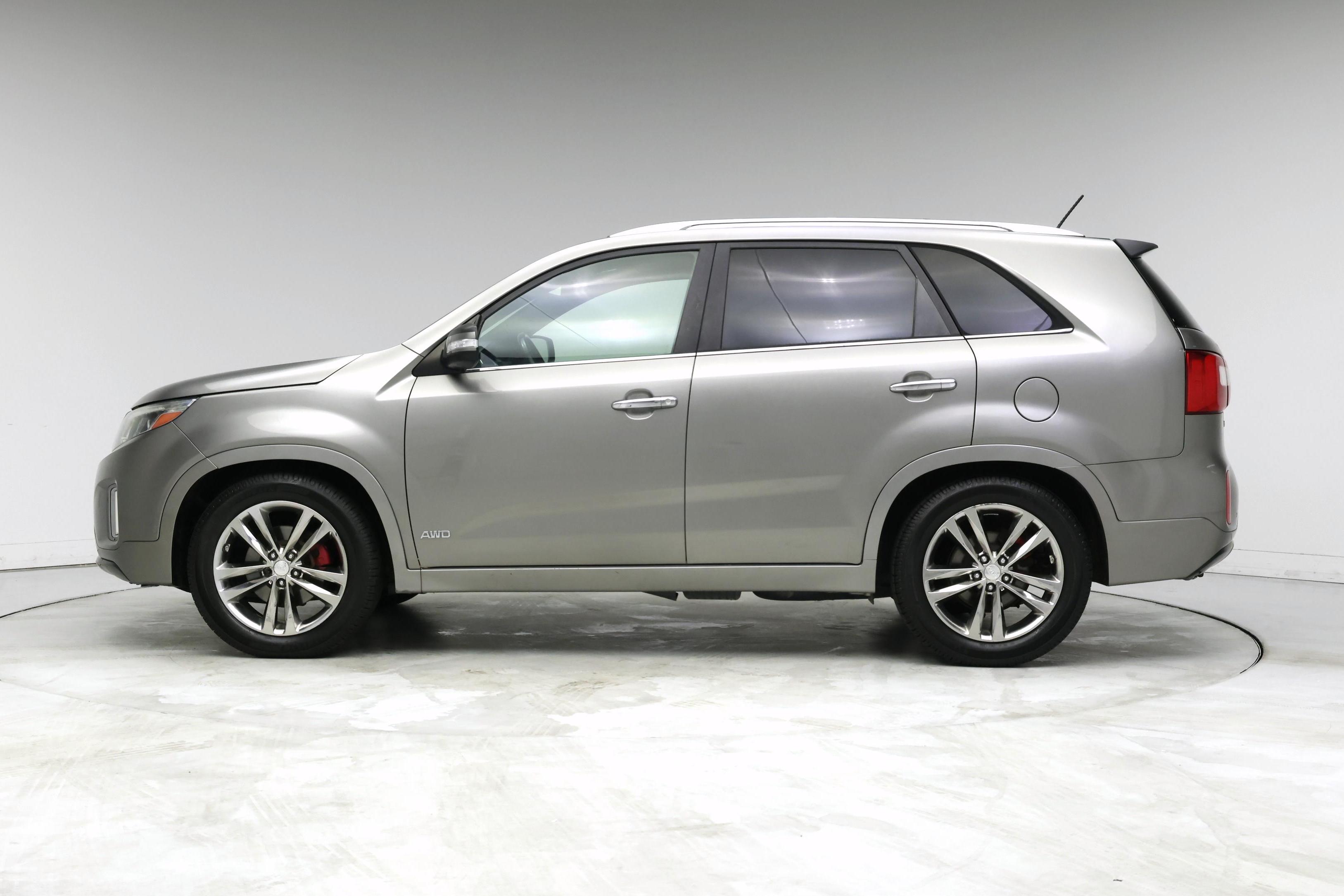 Thumbnail: 2014 Kia Sorento - 3