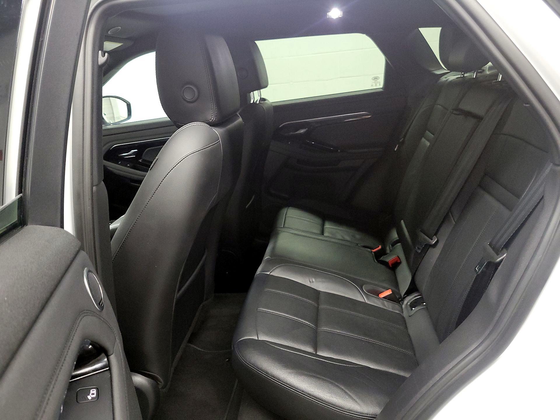 Thumbnail: 2022 Land Rover Range Rover Evoque - 17