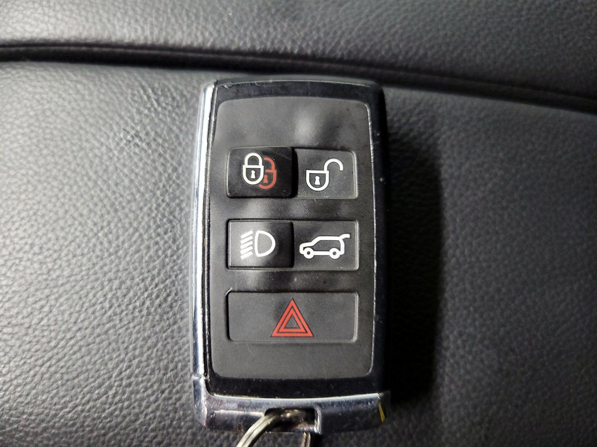 Thumbnail: 2022 Land Rover Range Rover Evoque - 20