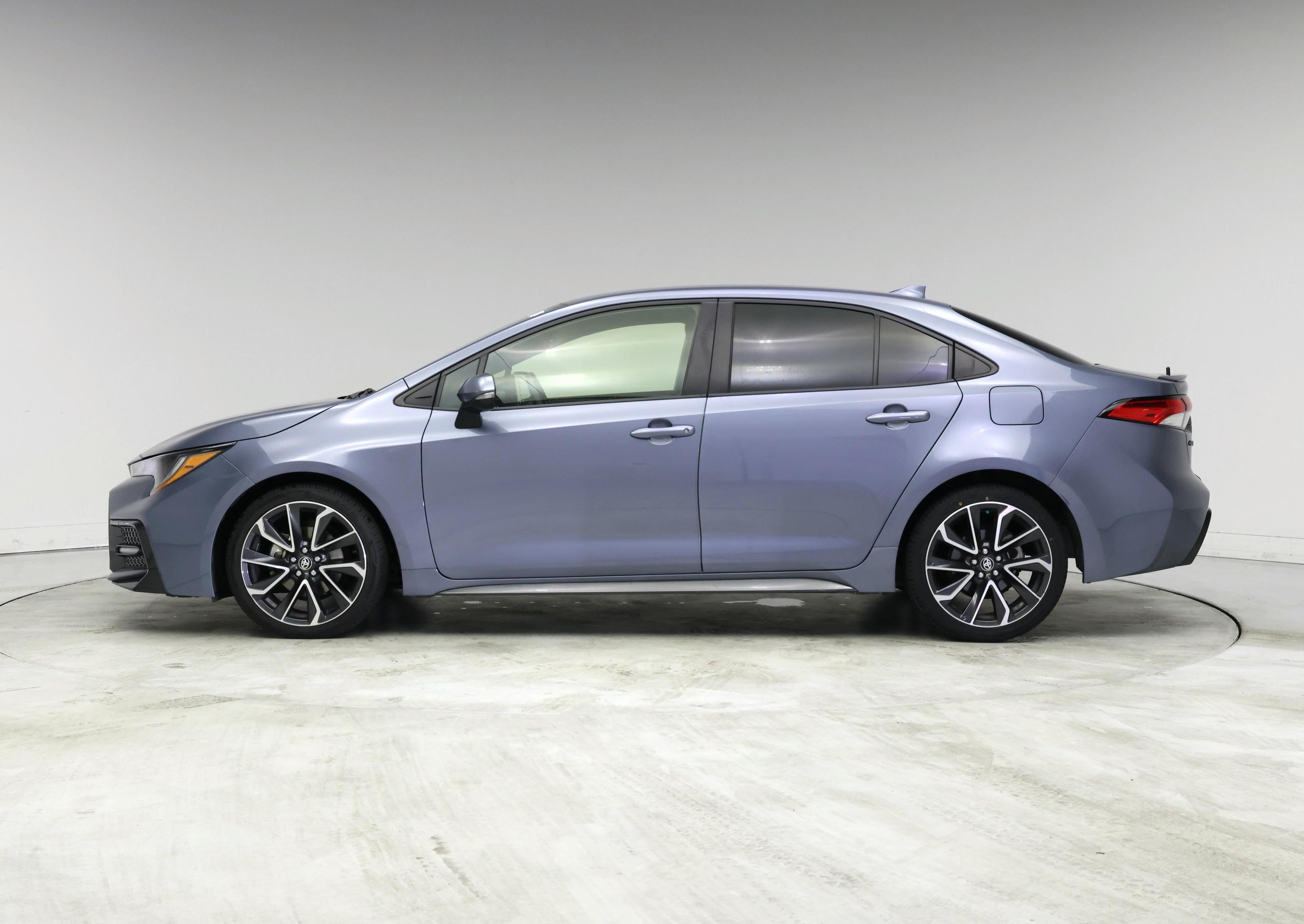 Thumbnail: 2022 Toyota Corolla - 3