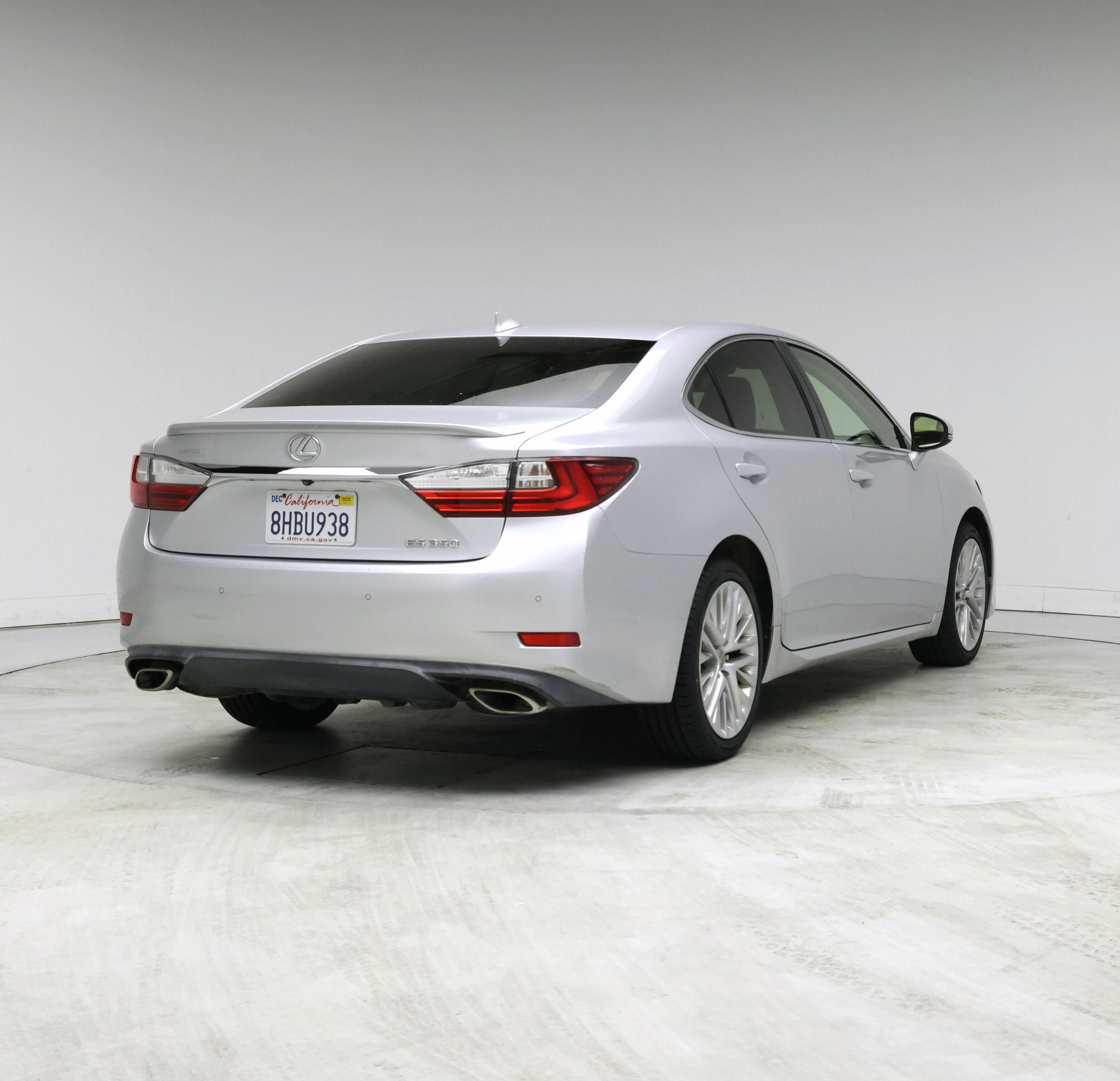 Thumbnail: 2016 Lexus ES - 8