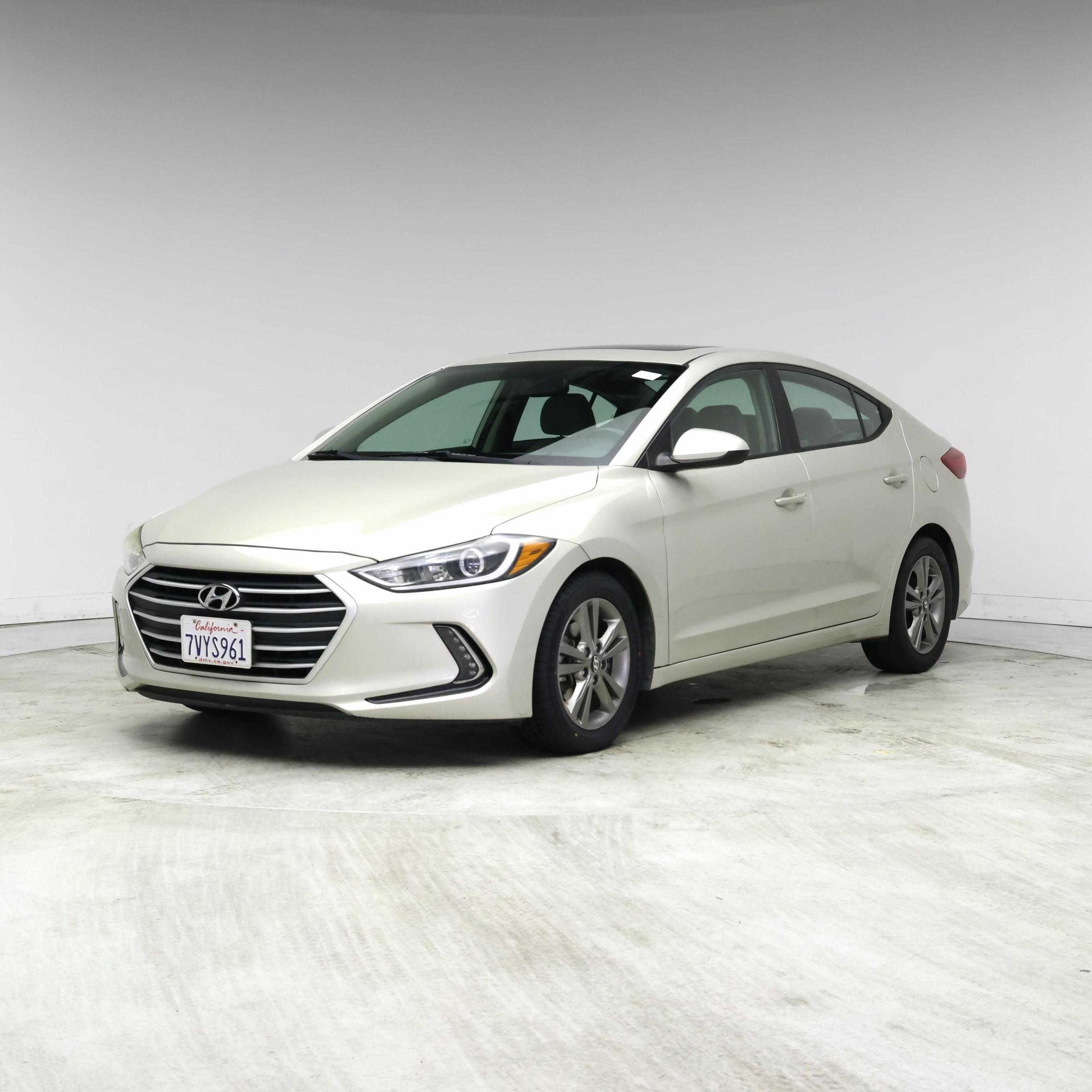 Thumbnail: 2017 Hyundai Elantra - 4
