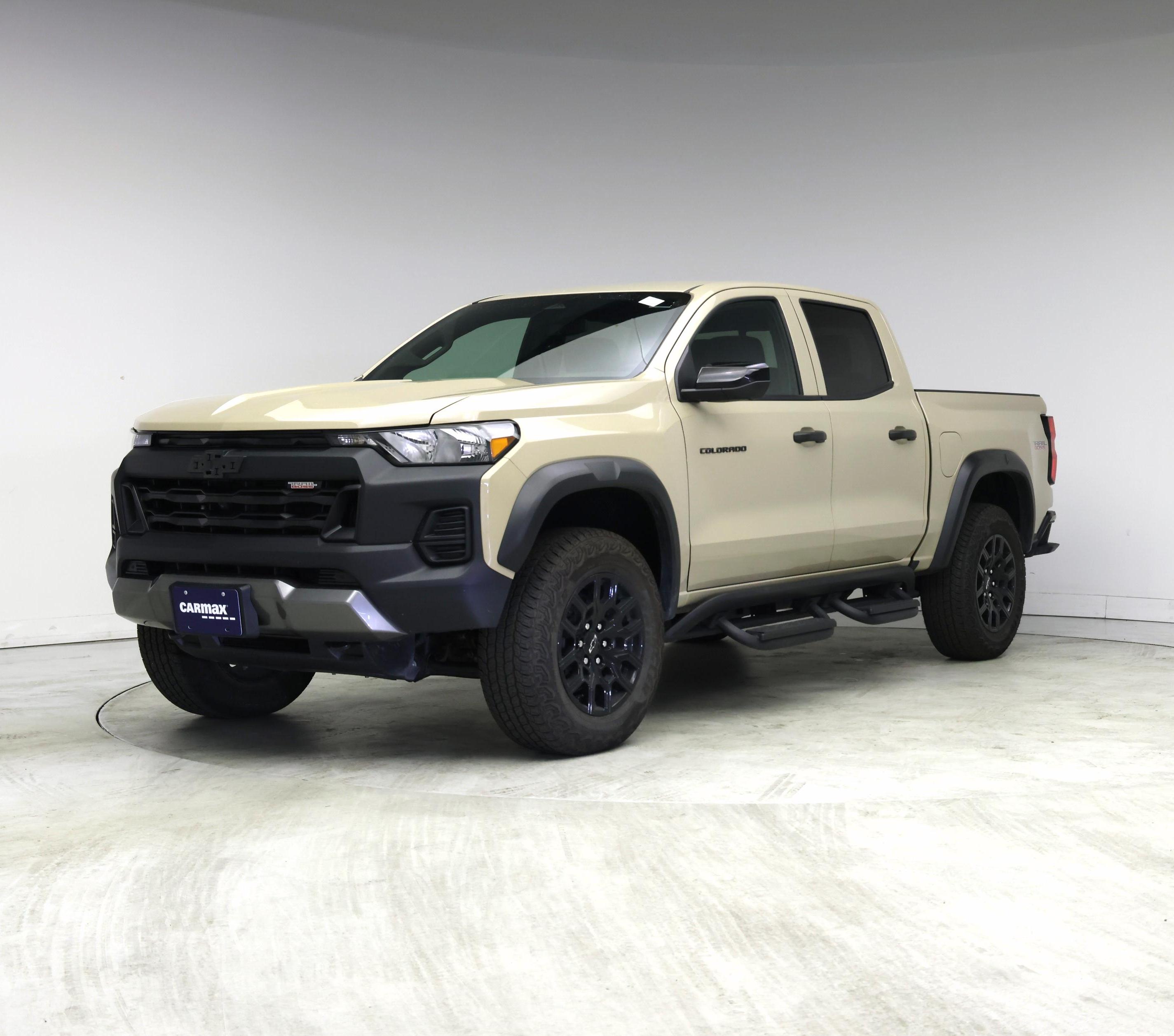 Thumbnail: 2024 Chevrolet Colorado - 4