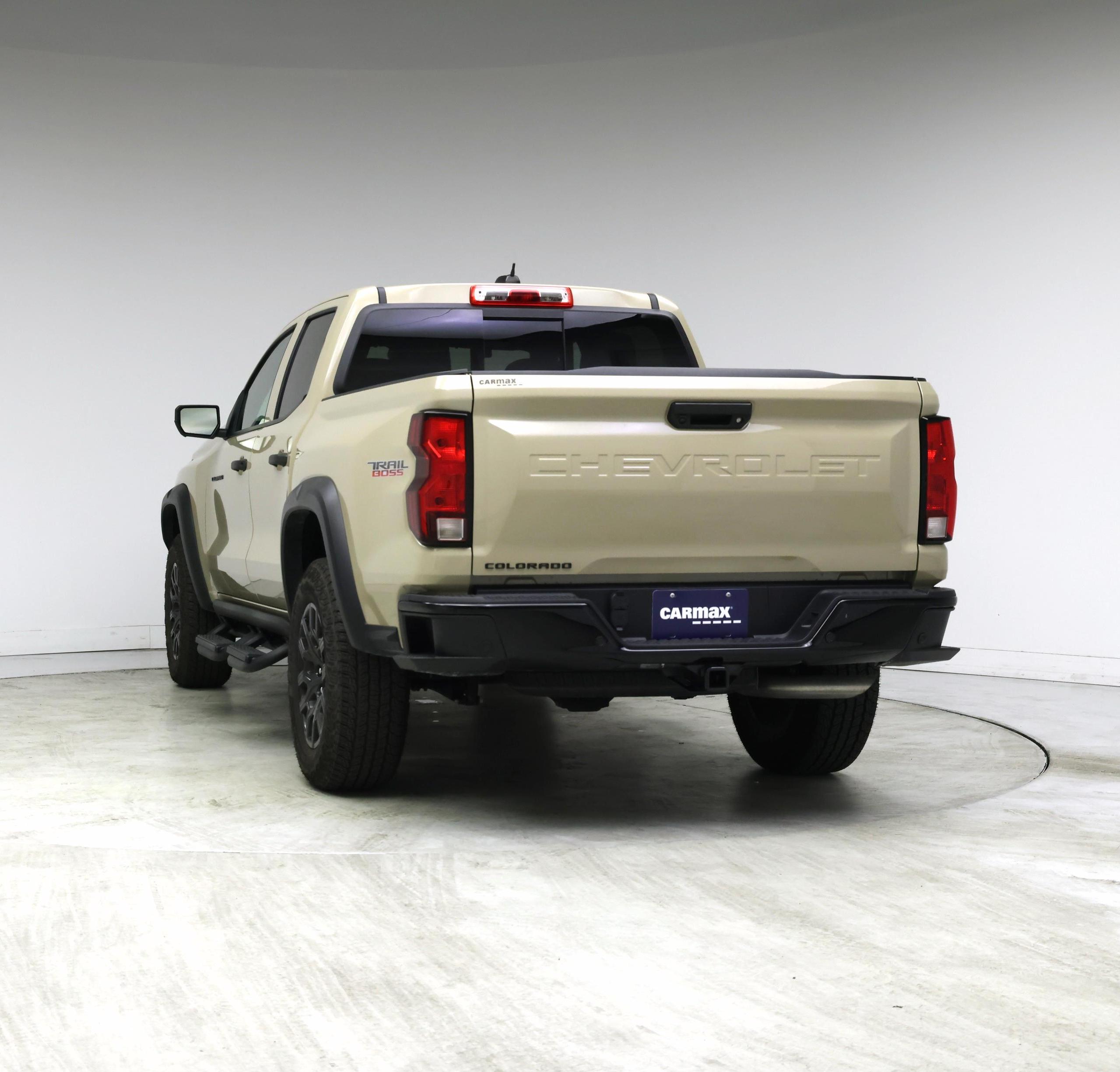 Thumbnail: 2024 Chevrolet Colorado - 6