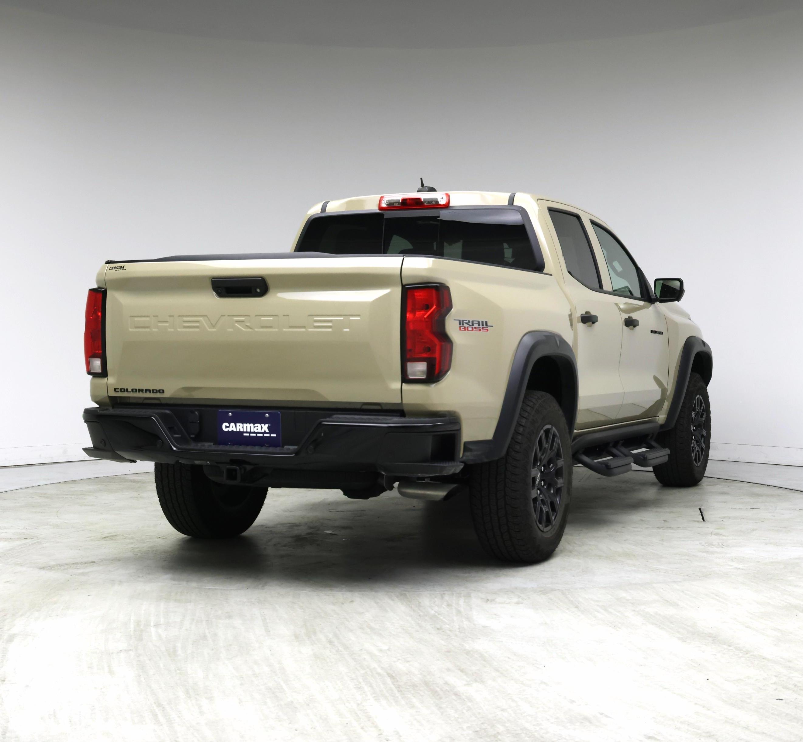 Thumbnail: 2024 Chevrolet Colorado - 8