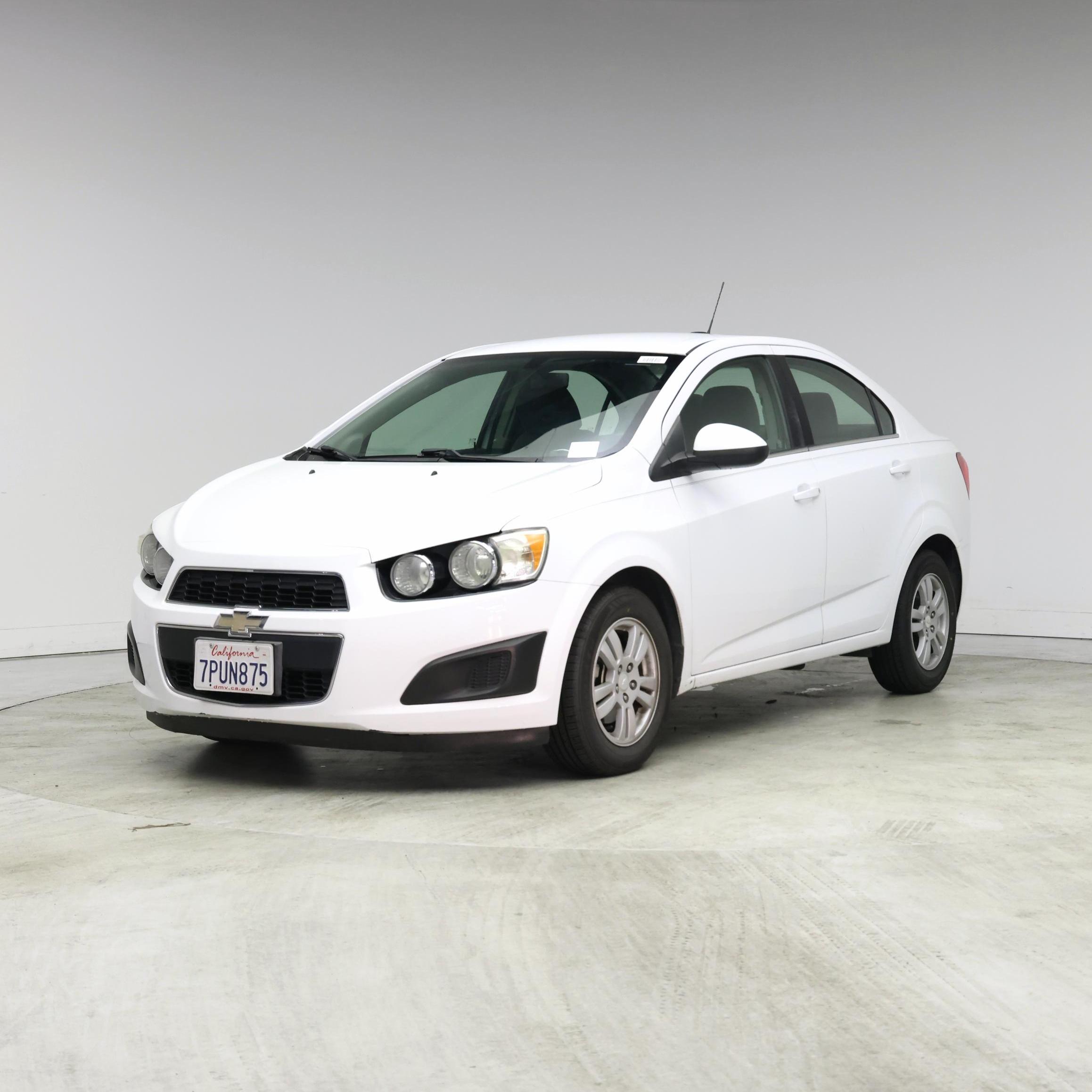 Thumbnail: 2015 Chevrolet Sonic - 4