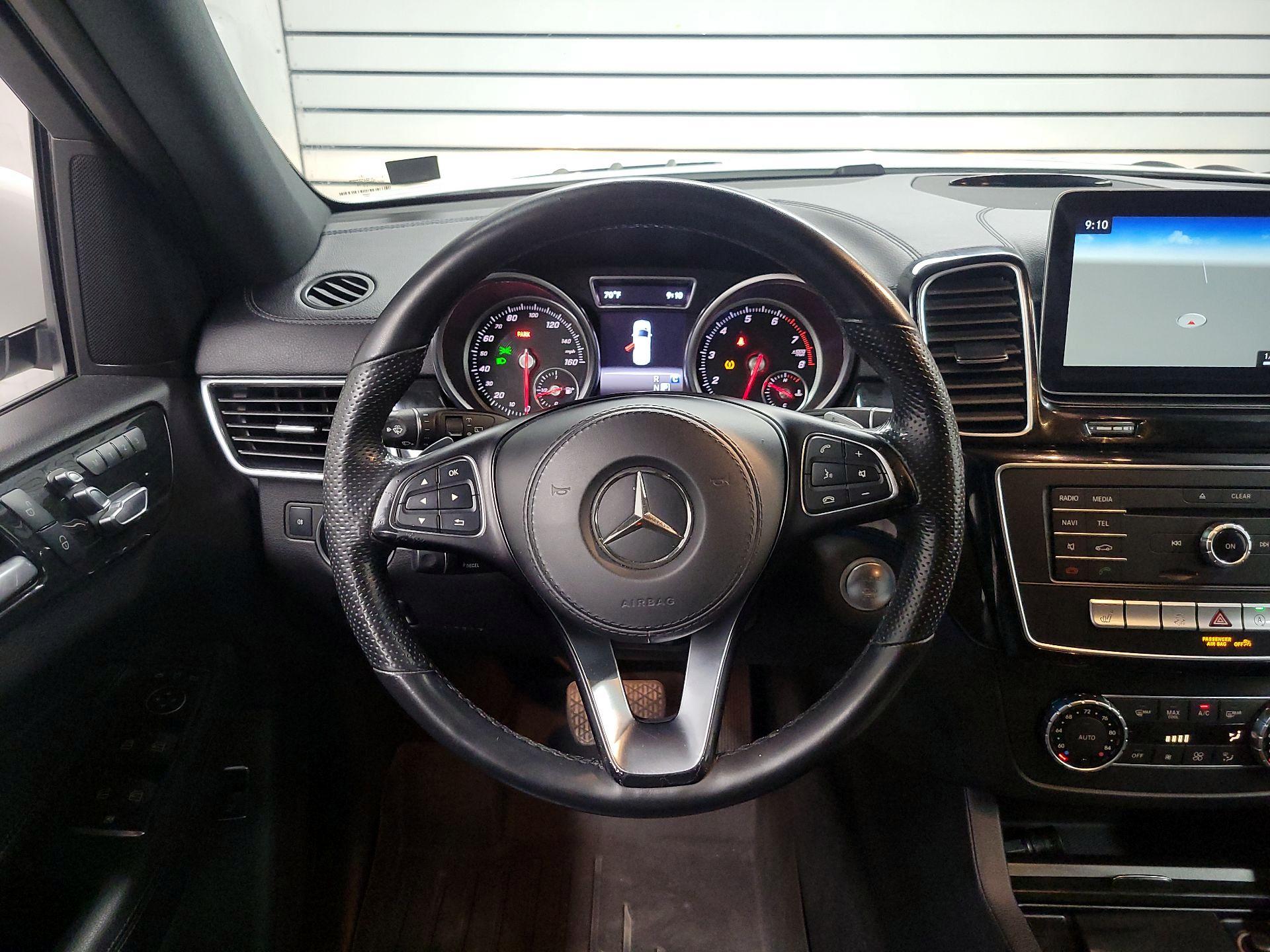 Thumbnail: 2018 Mercedes-Benz GLS - 10