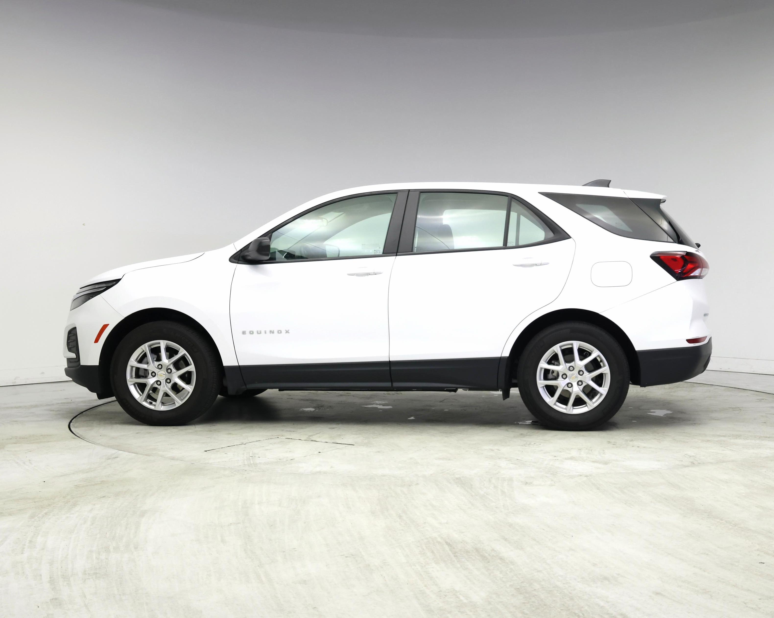 Thumbnail: 2024 Chevrolet Equinox - 3