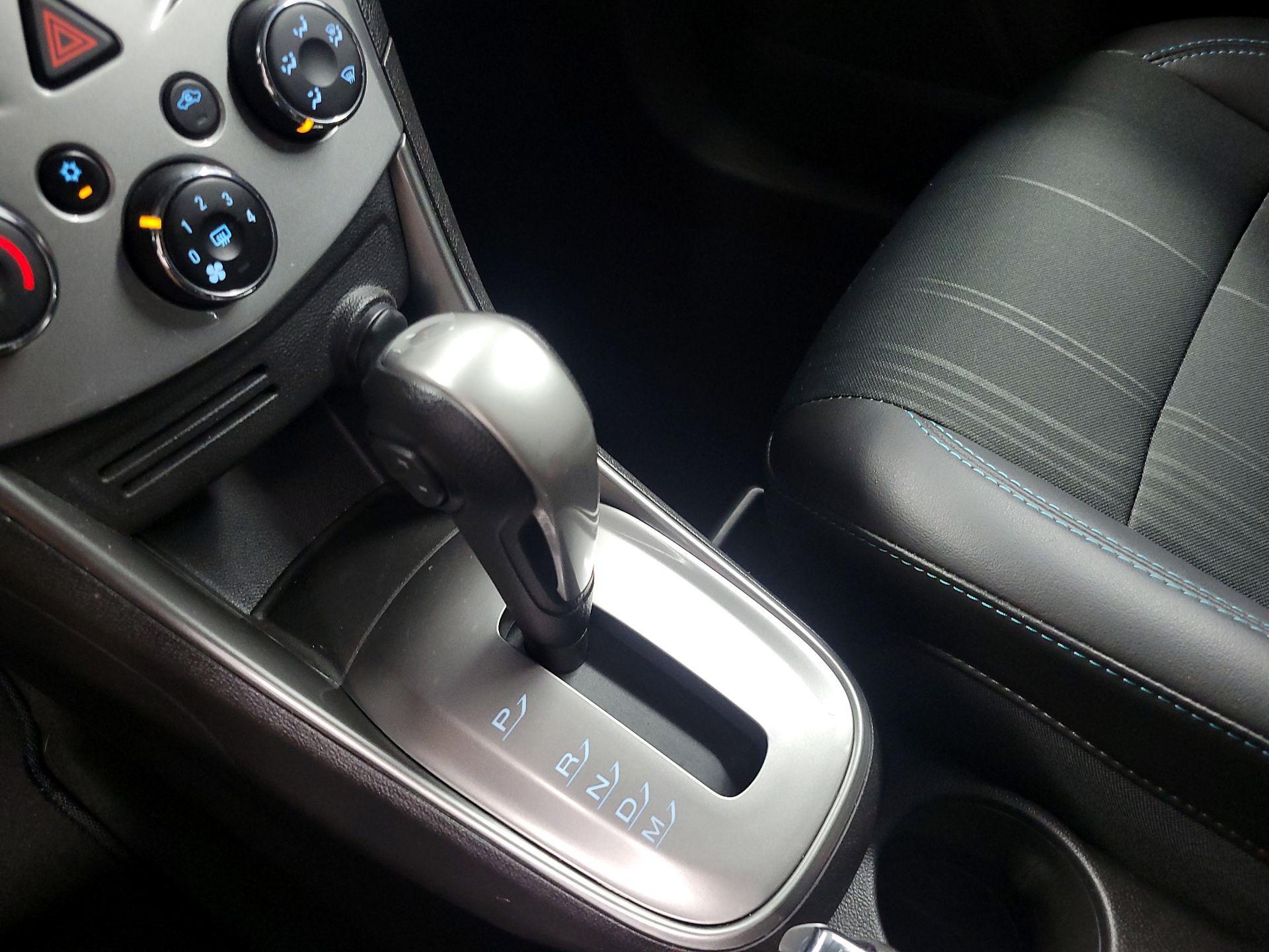 Thumbnail: 2015 Chevrolet Trax - 17