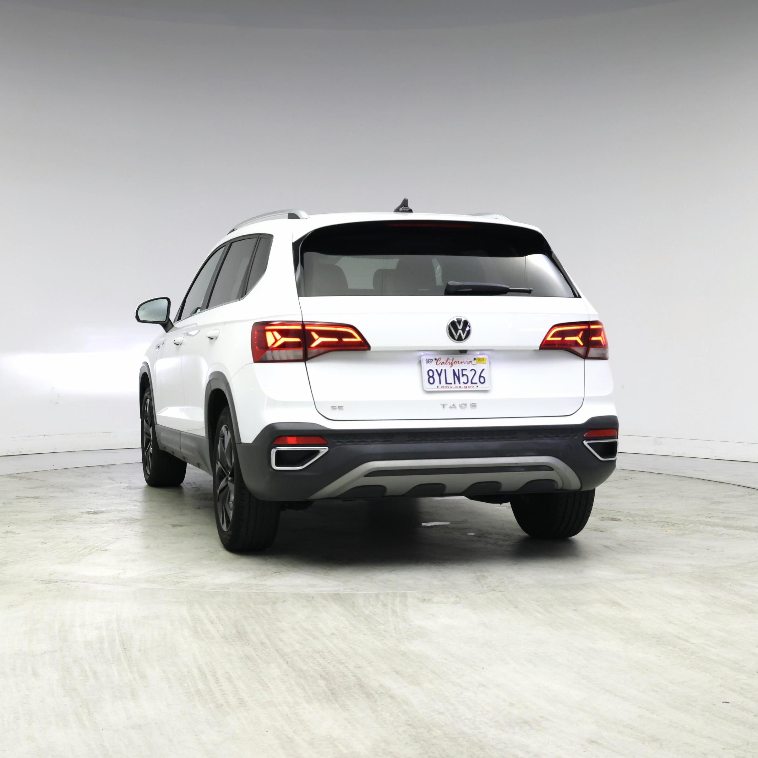 Thumbnail: 2022 Volkswagen Taos - 6