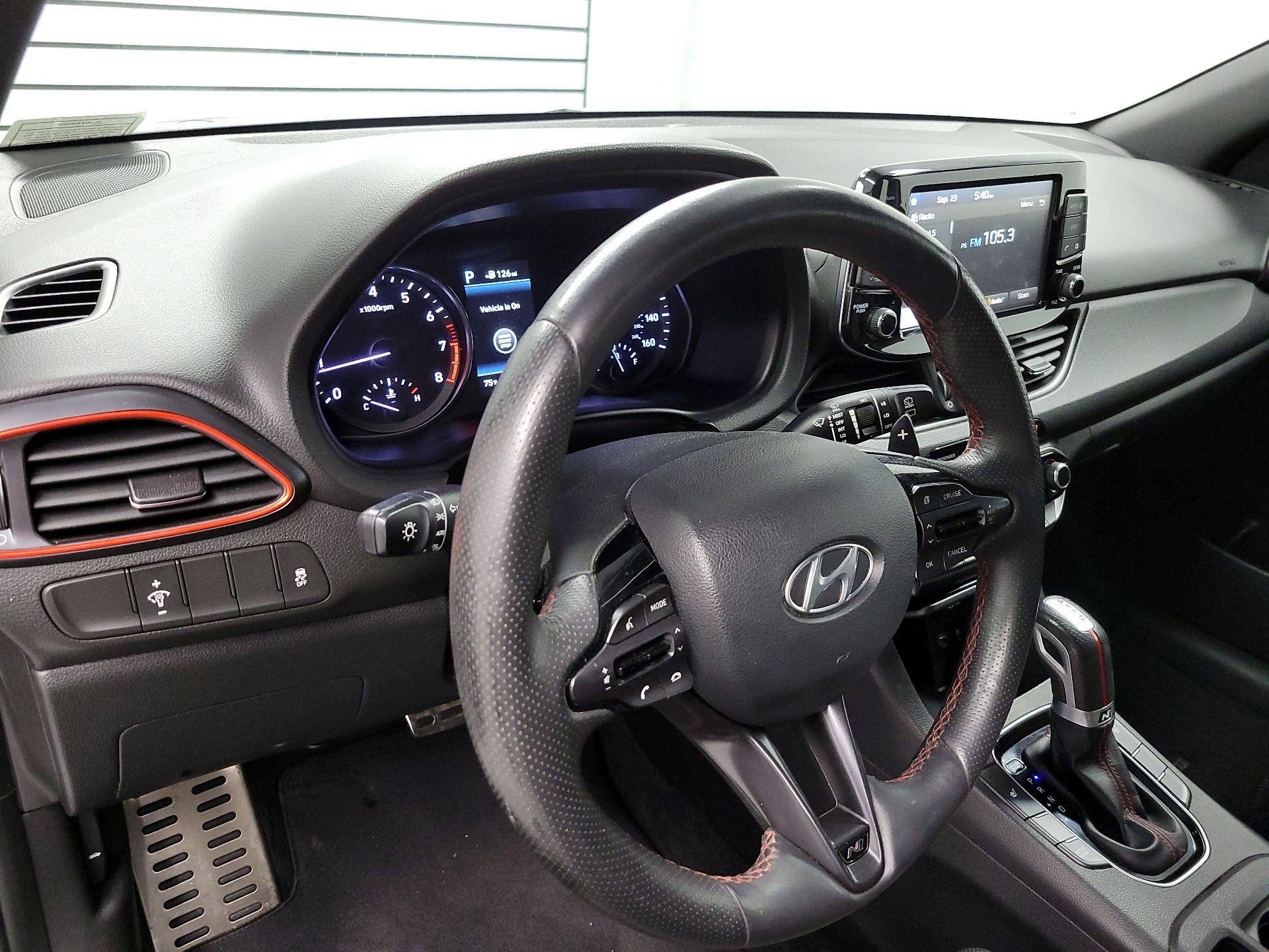 Thumbnail: 2020 Hyundai Elantra - 9