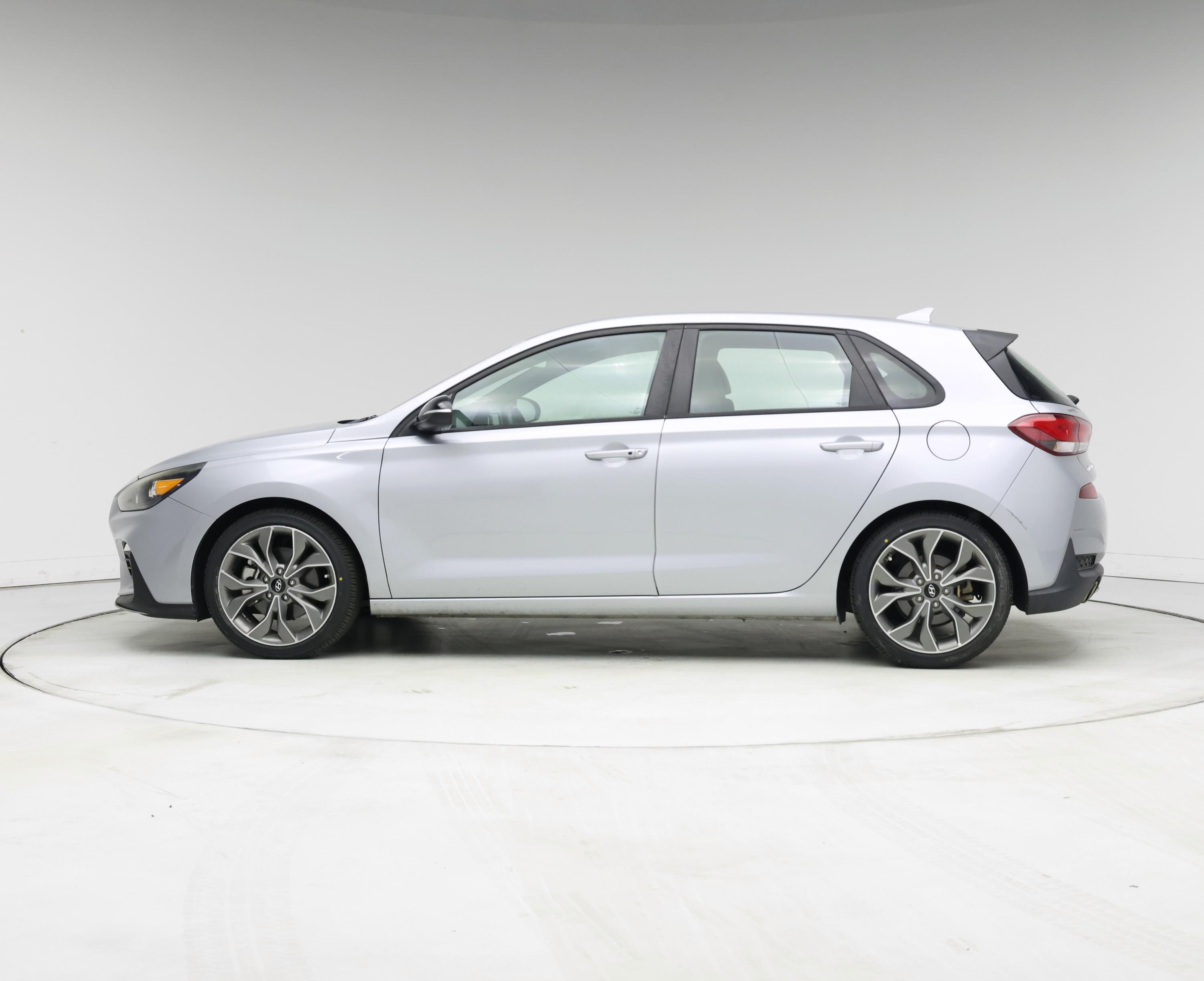 Thumbnail: 2020 Hyundai Elantra - 3