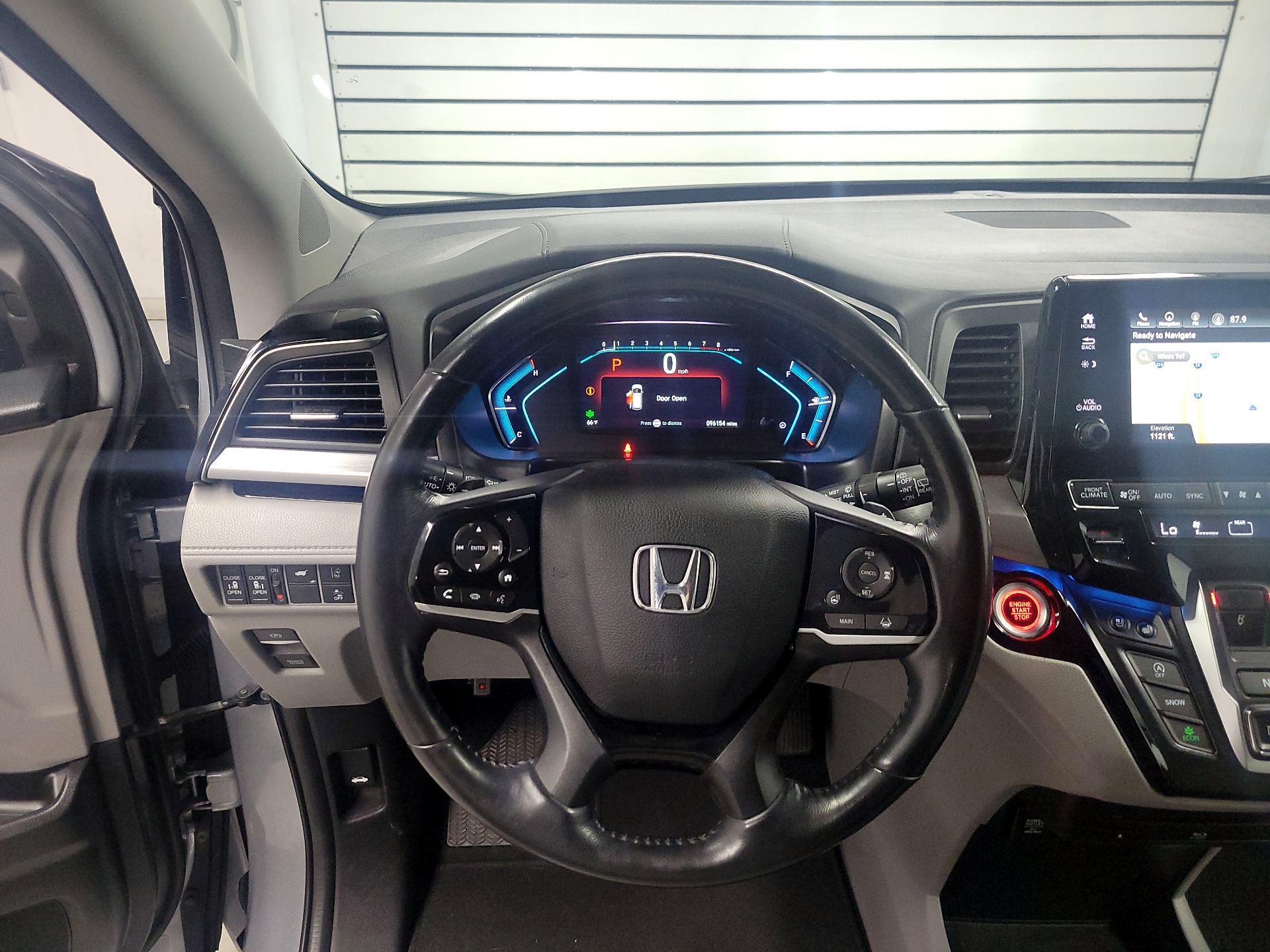 Thumbnail: 2019 Honda Odyssey - 10