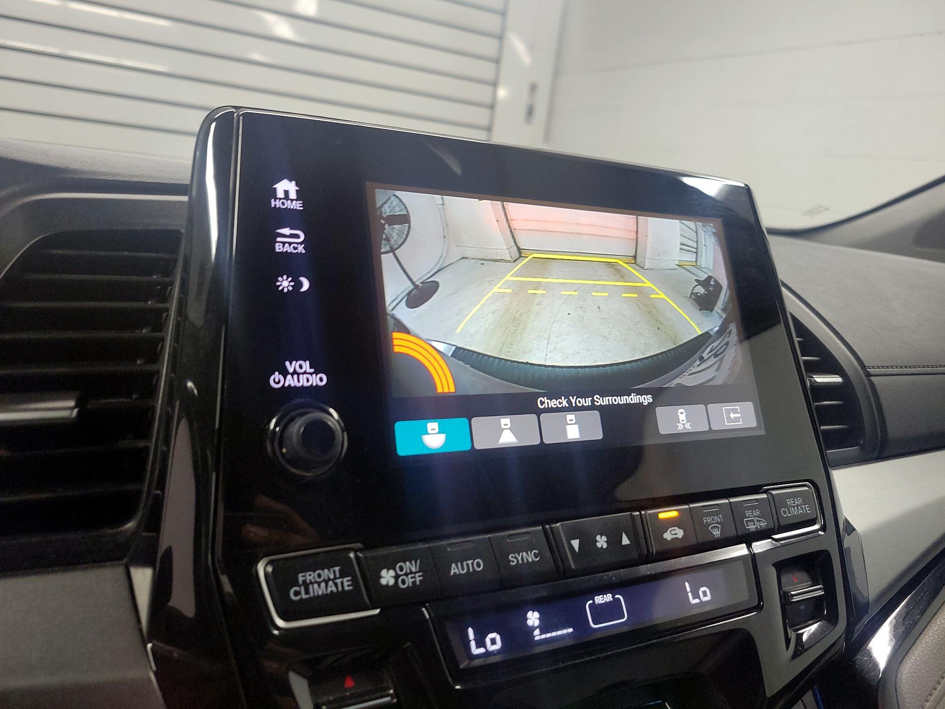 Thumbnail: 2019 Honda Odyssey - 15