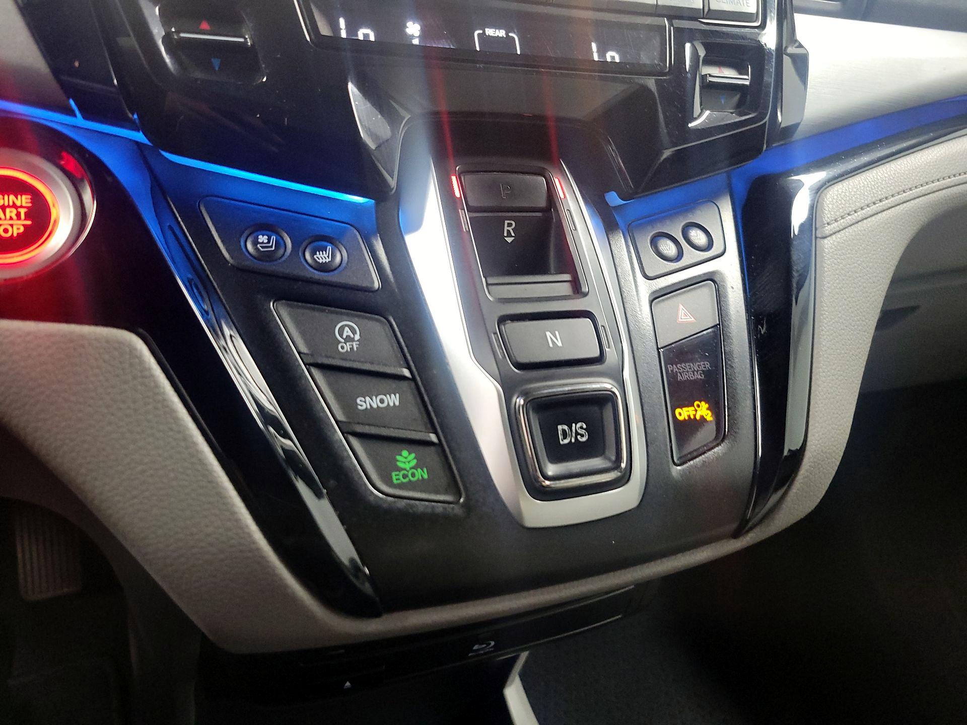 Thumbnail: 2019 Honda Odyssey - 18