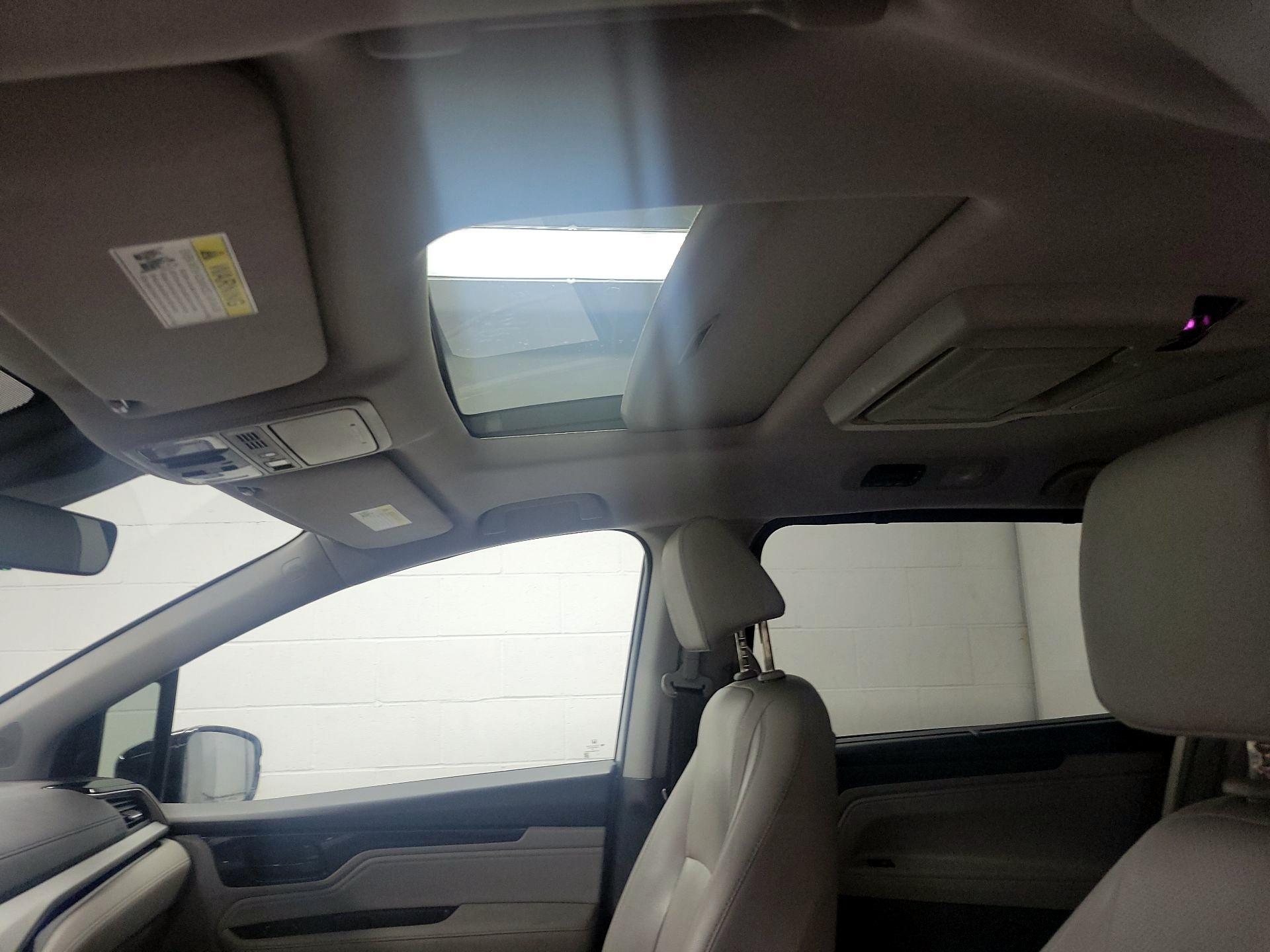 Thumbnail: 2019 Honda Odyssey - 20