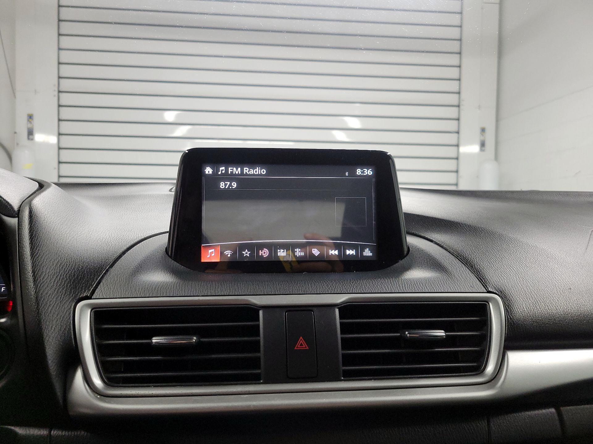 Thumbnail: 2017 Mazda Mazda3 - 14