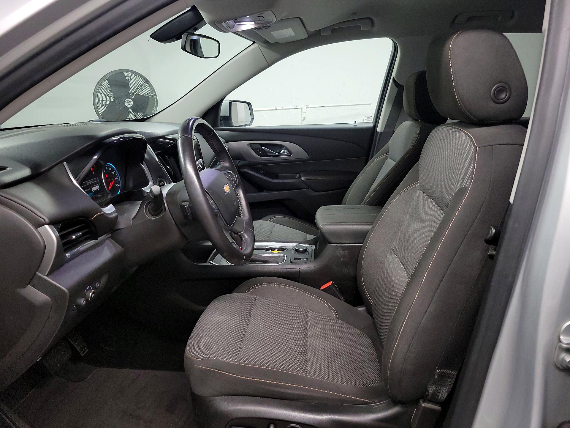Thumbnail: 2019 Chevrolet Traverse - 11