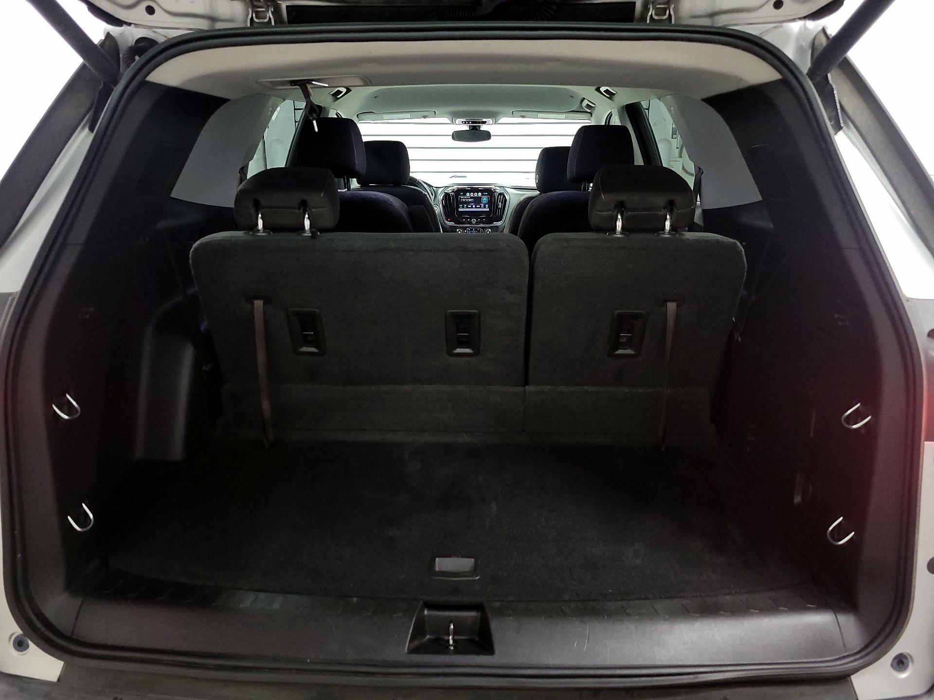 Thumbnail: 2019 Chevrolet Traverse - 19