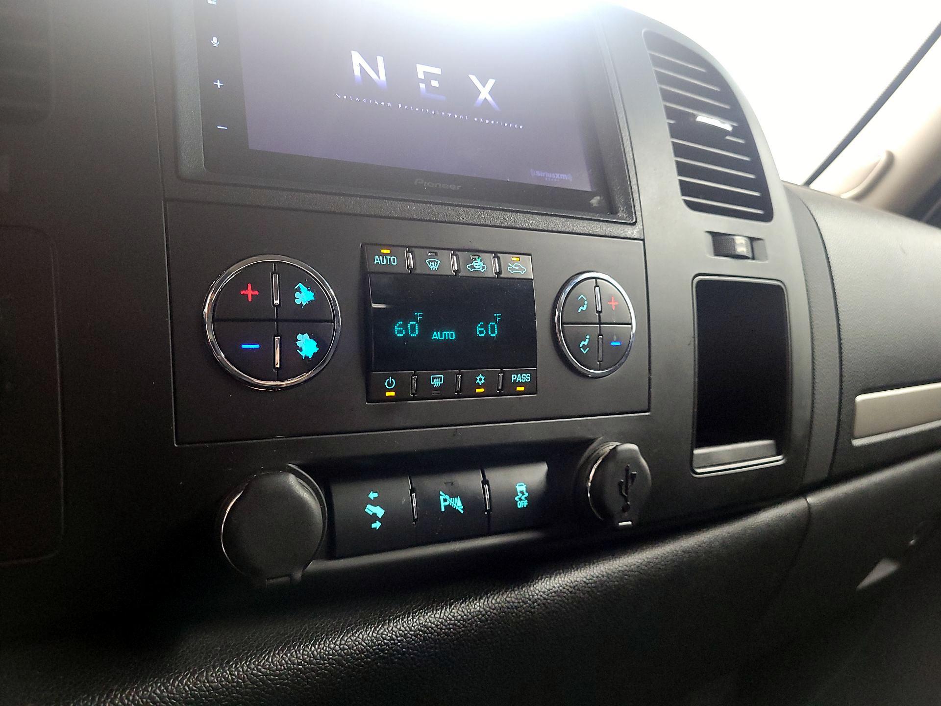 Thumbnail: 2014 Chevrolet Silverado 2500 - 15