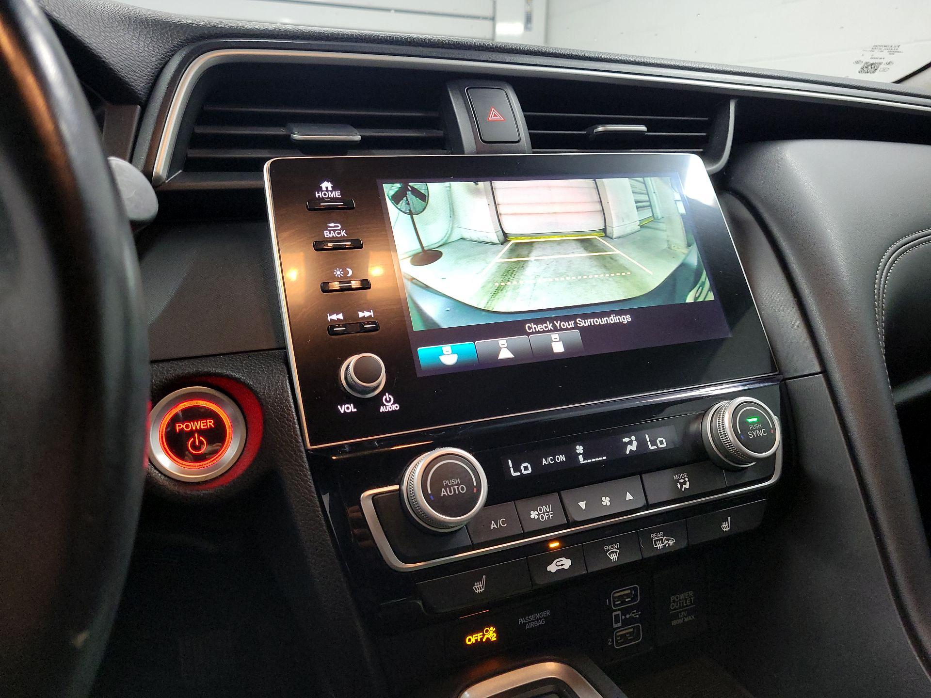 Thumbnail: 2019 Honda Insight - 14