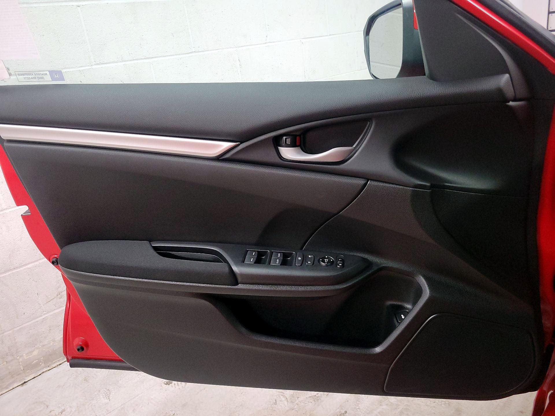 Thumbnail: 2018 Honda Civic - 12