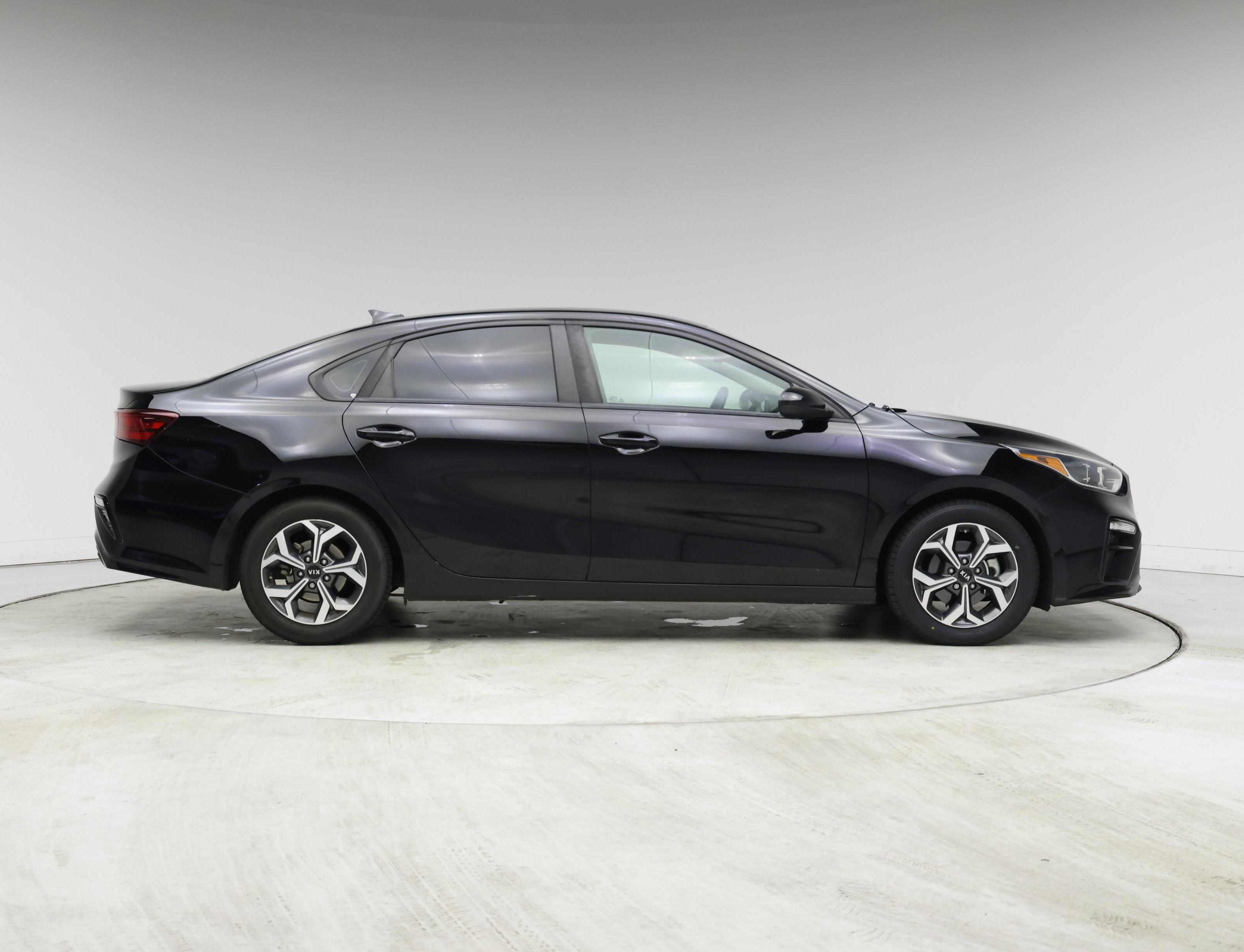 Thumbnail: 2019 Kia Forte - 7