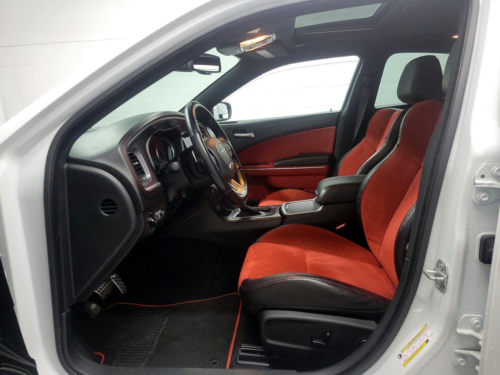 Thumbnail: 2020 Dodge Charger - 11