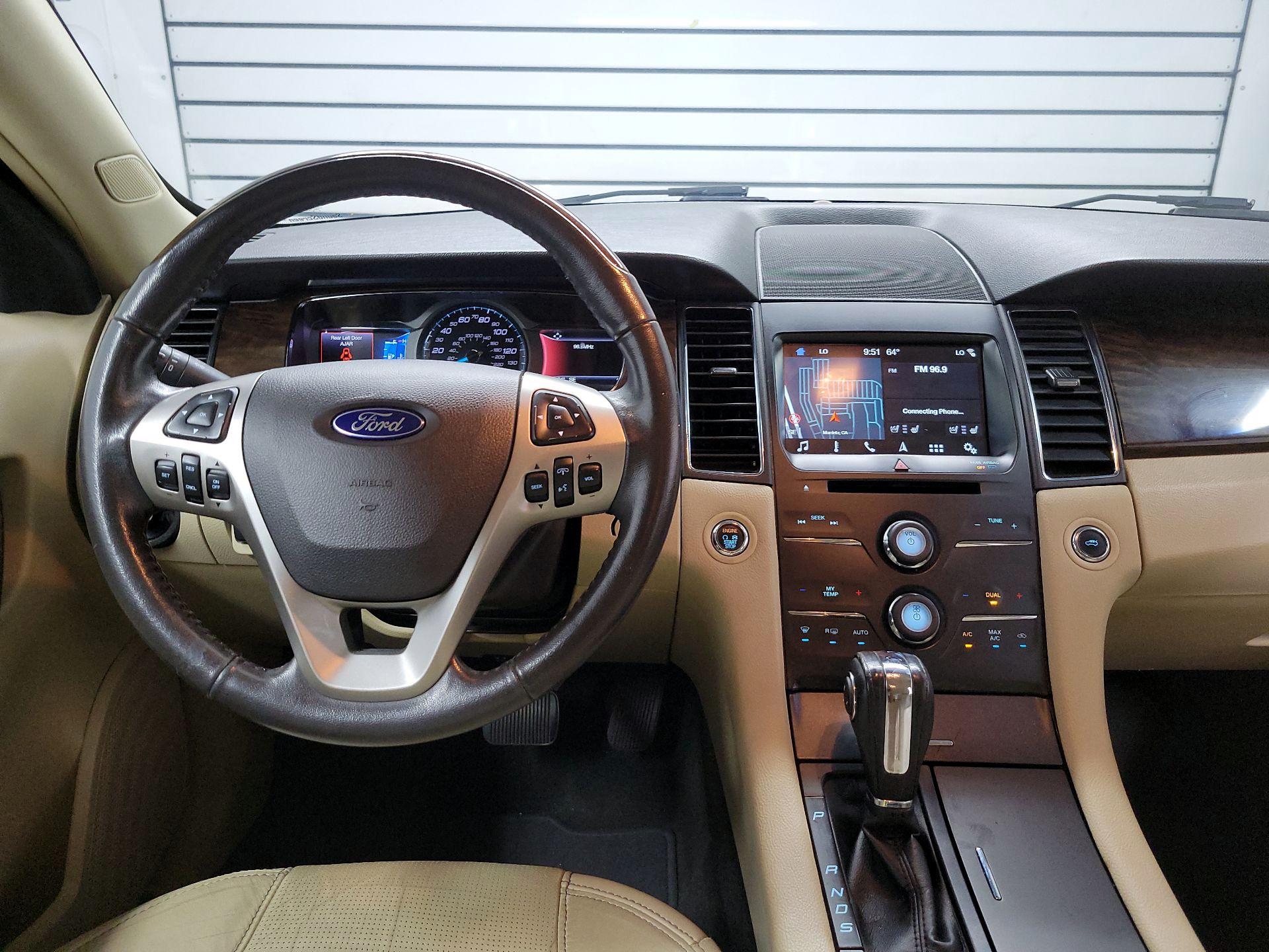 Thumbnail: 2016 Ford Taurus - 9
