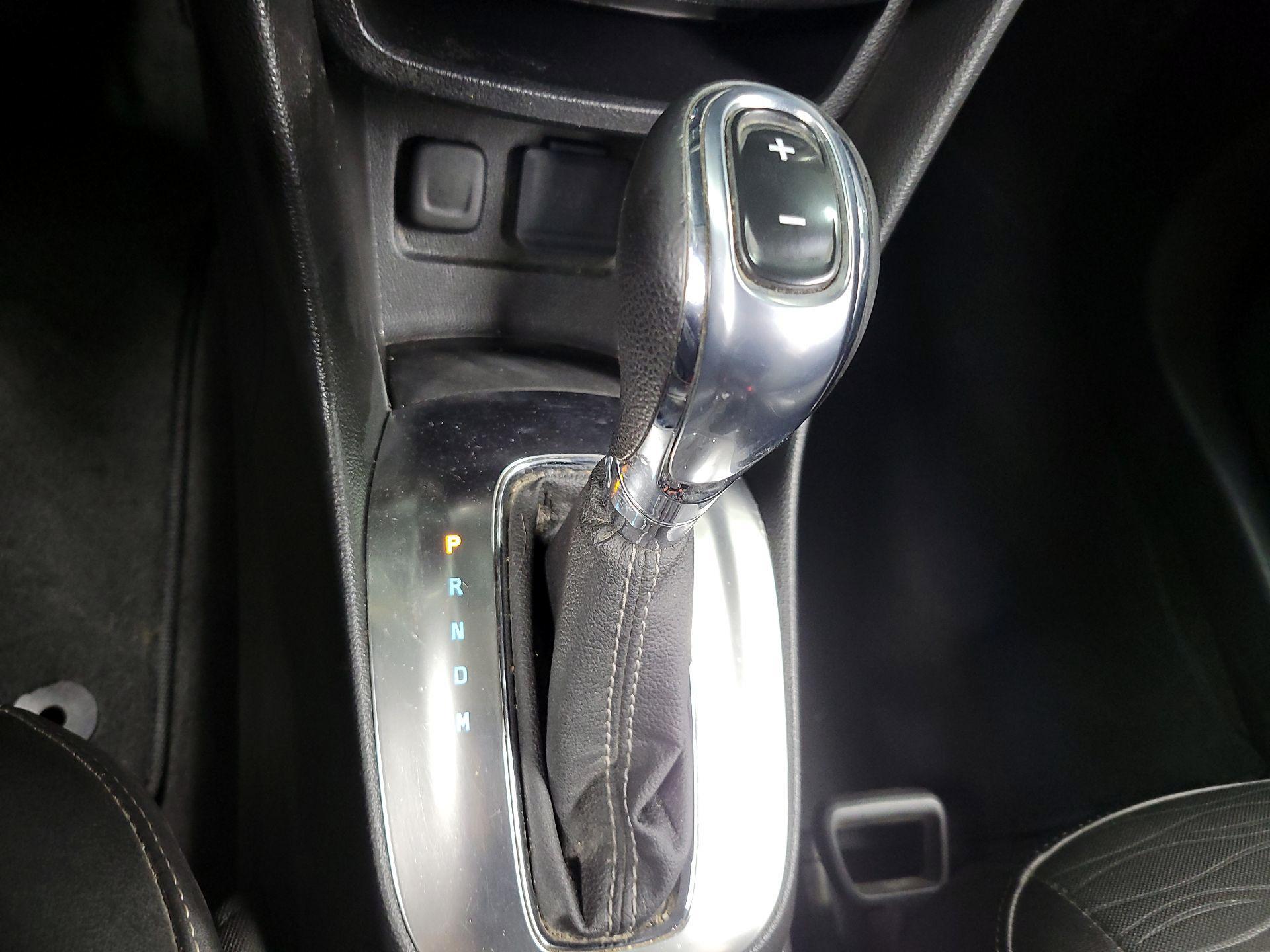 Thumbnail: 2016 Buick Encore - 16