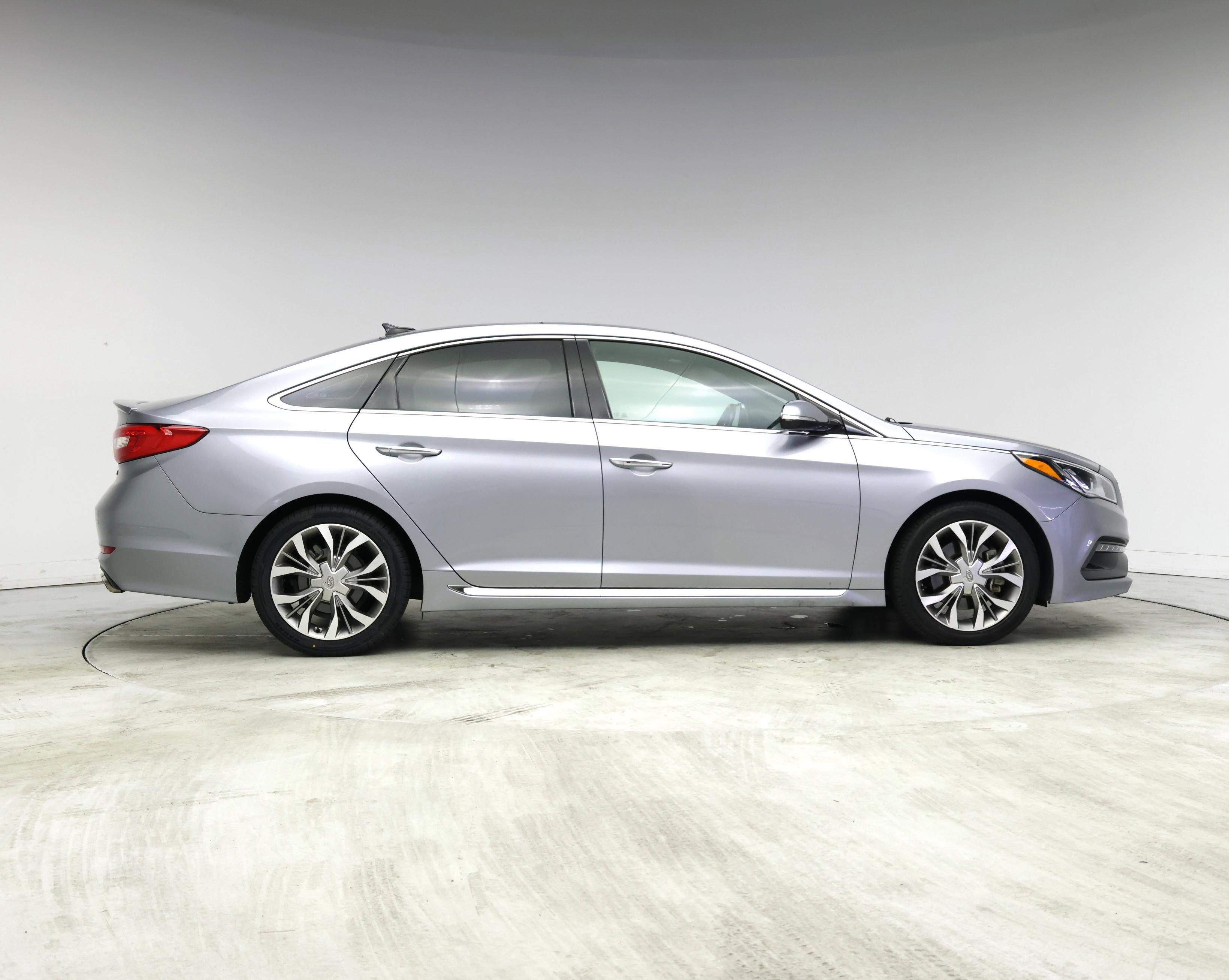 Thumbnail: 2017 Hyundai Sonata - 7