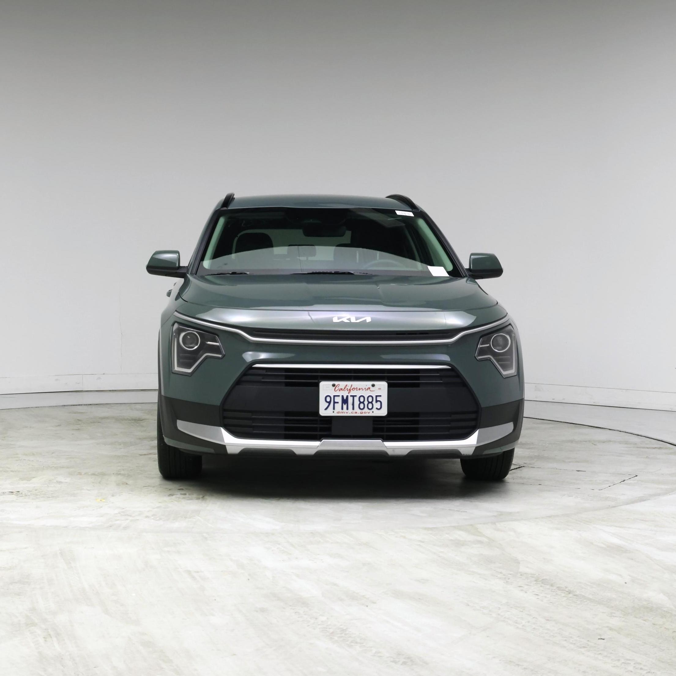 Thumbnail: 2023 Kia Niro - 5