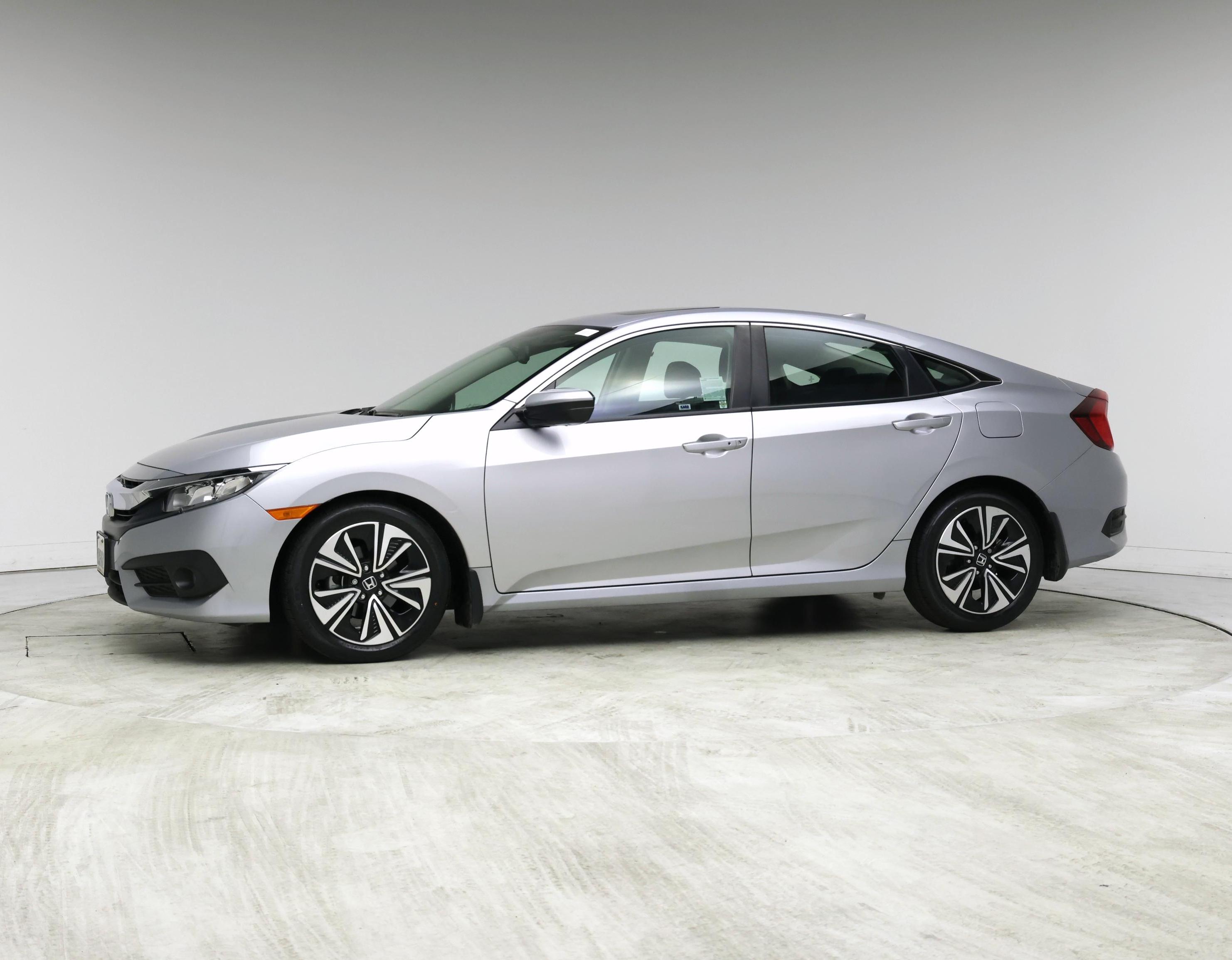 Thumbnail: 2017 Honda Civic - 3