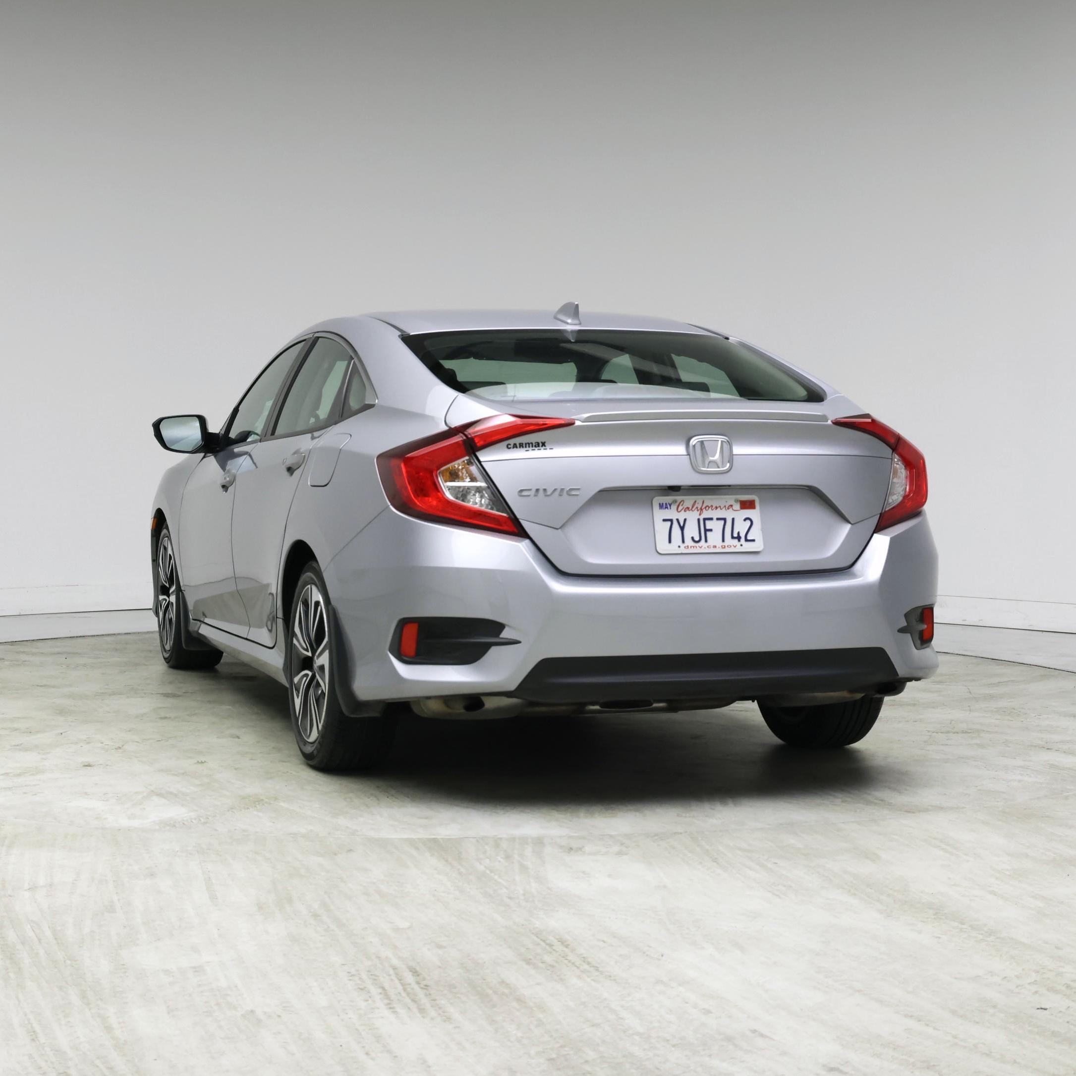 Thumbnail: 2017 Honda Civic - 6