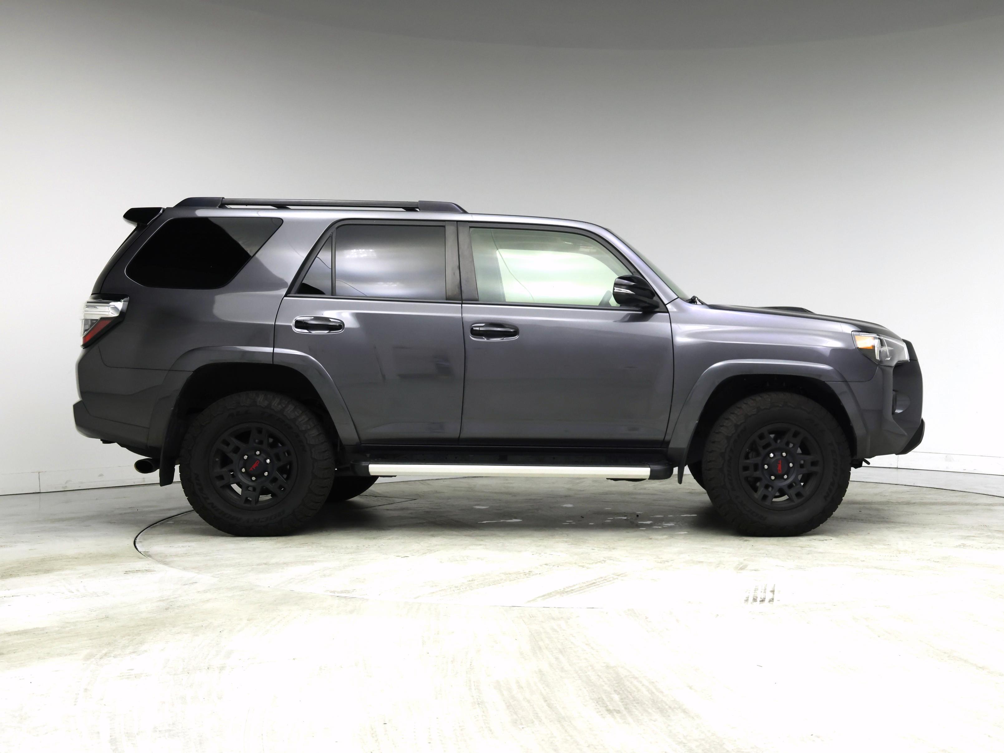 Thumbnail: 2021 Toyota 4Runner - 7