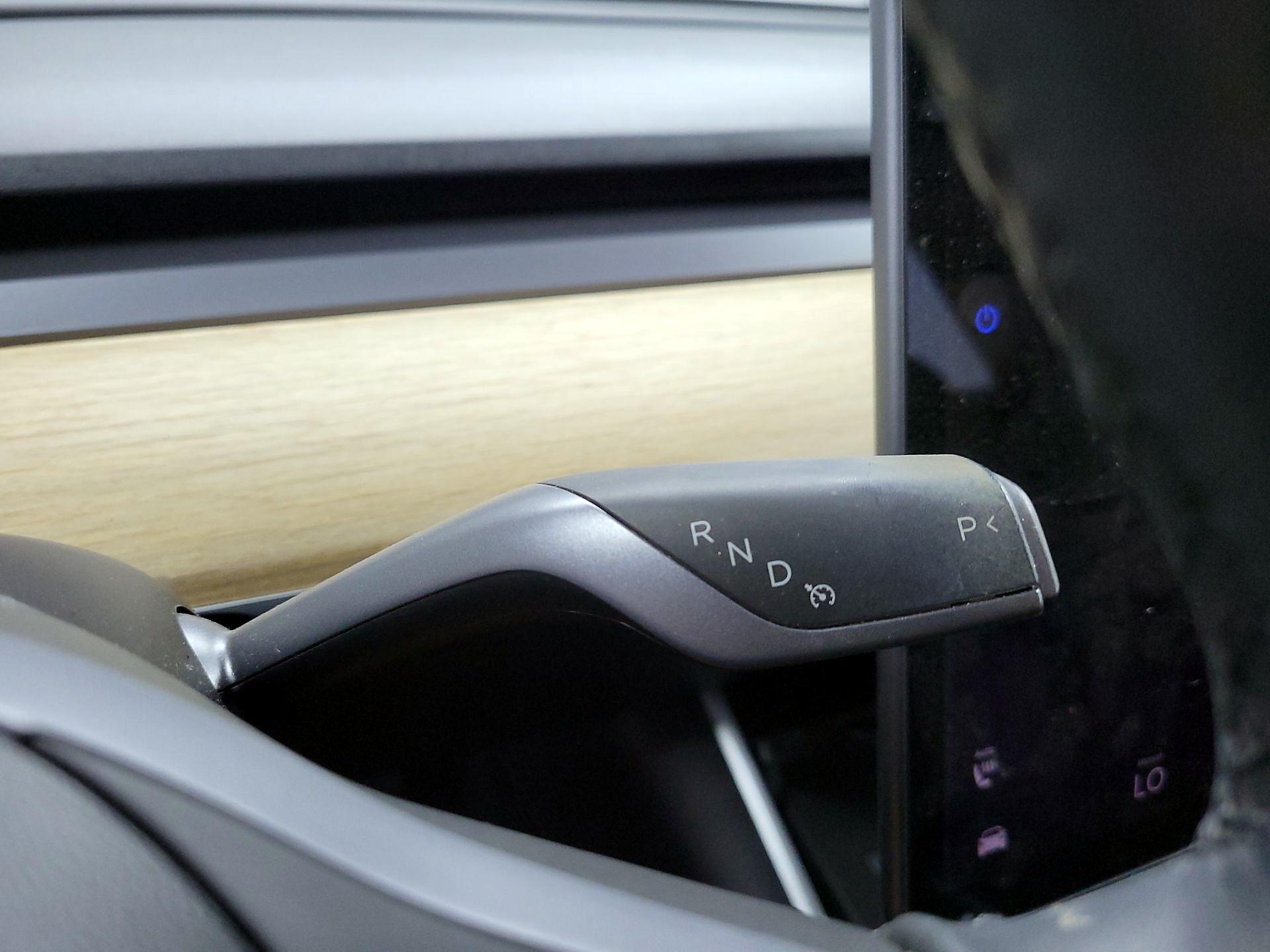 Thumbnail: 2019 Tesla Model 3 - 17