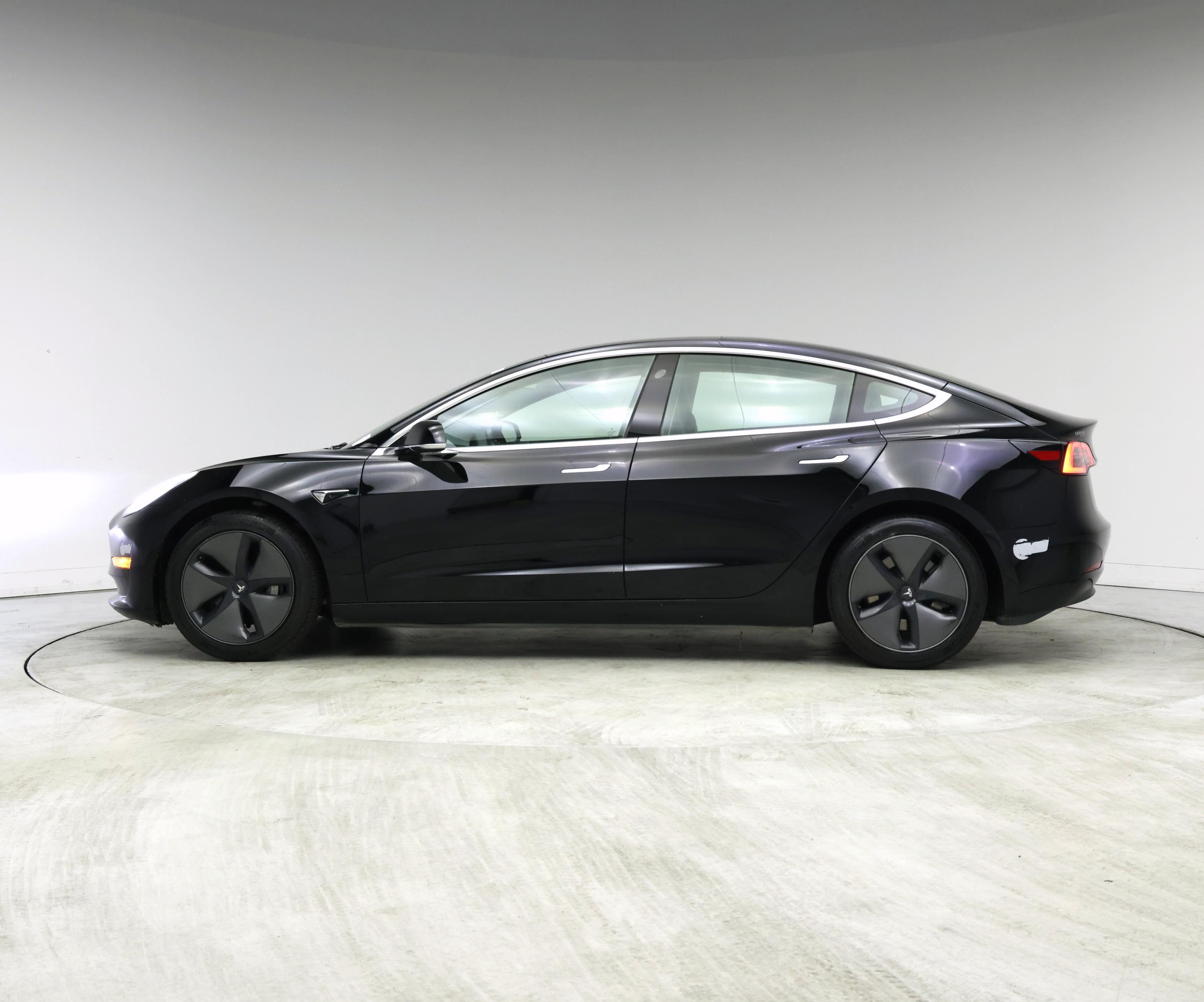 Thumbnail: 2019 Tesla Model 3 - 3