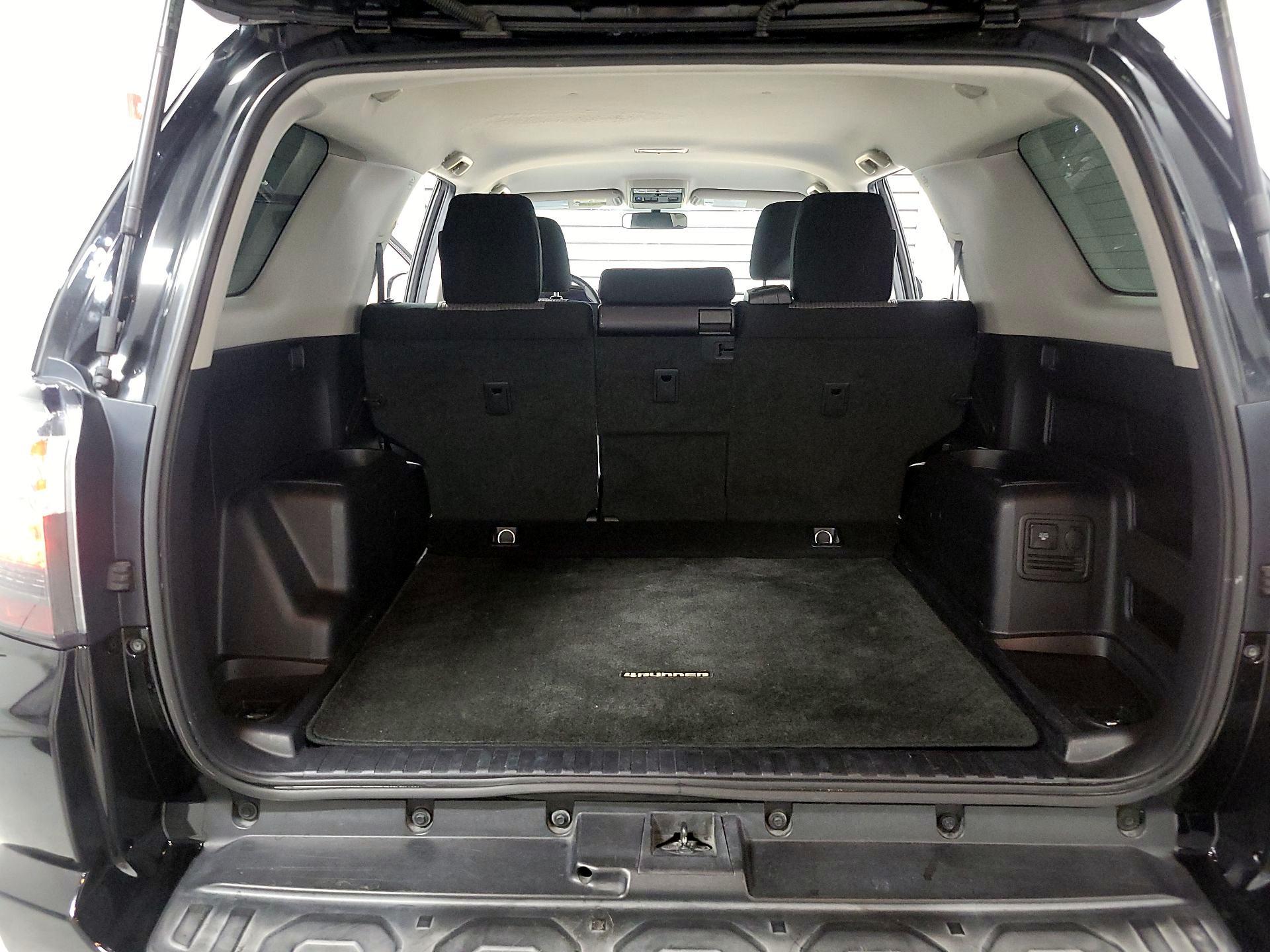 Thumbnail: 2014 Toyota 4Runner - 19