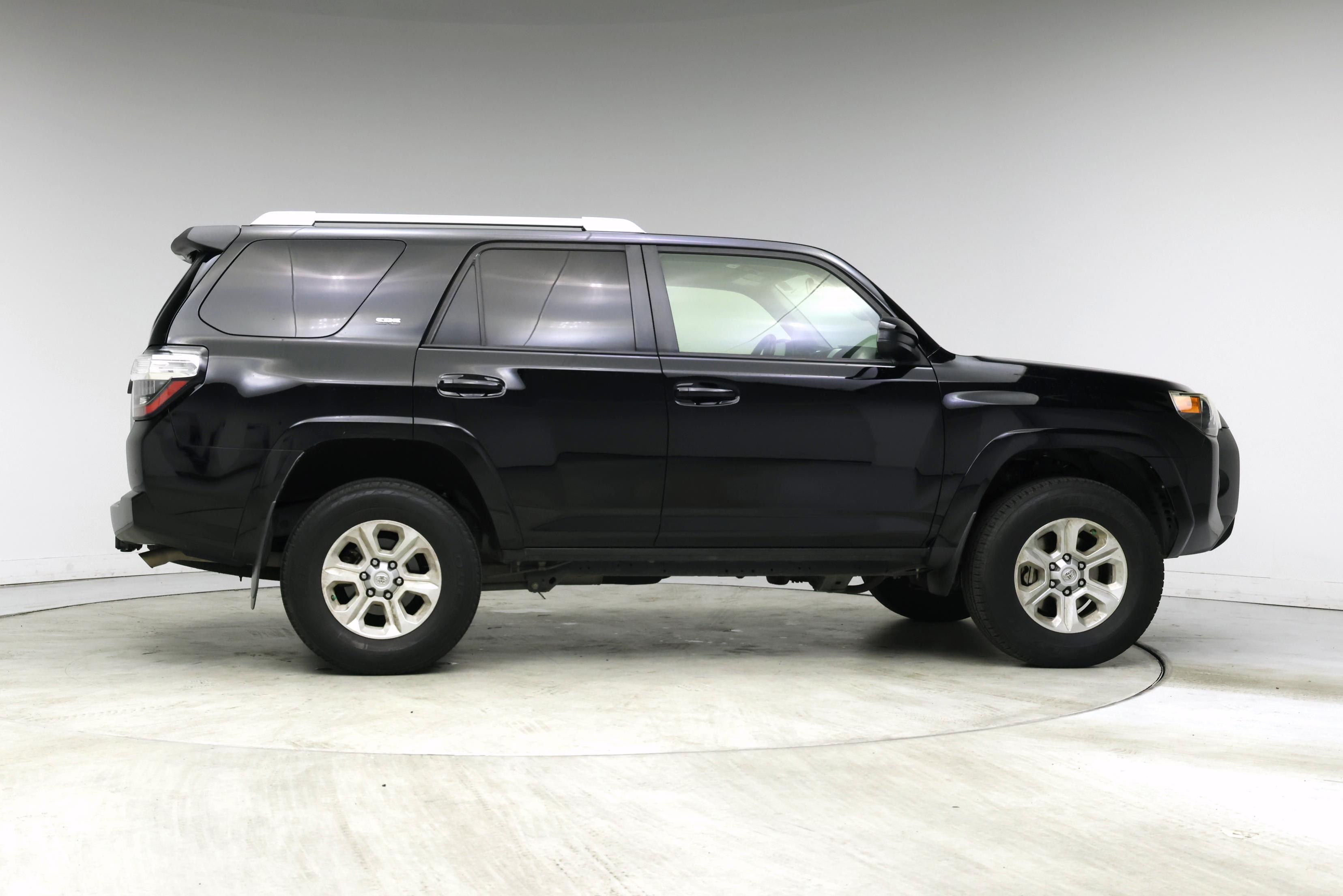 Thumbnail: 2014 Toyota 4Runner - 7