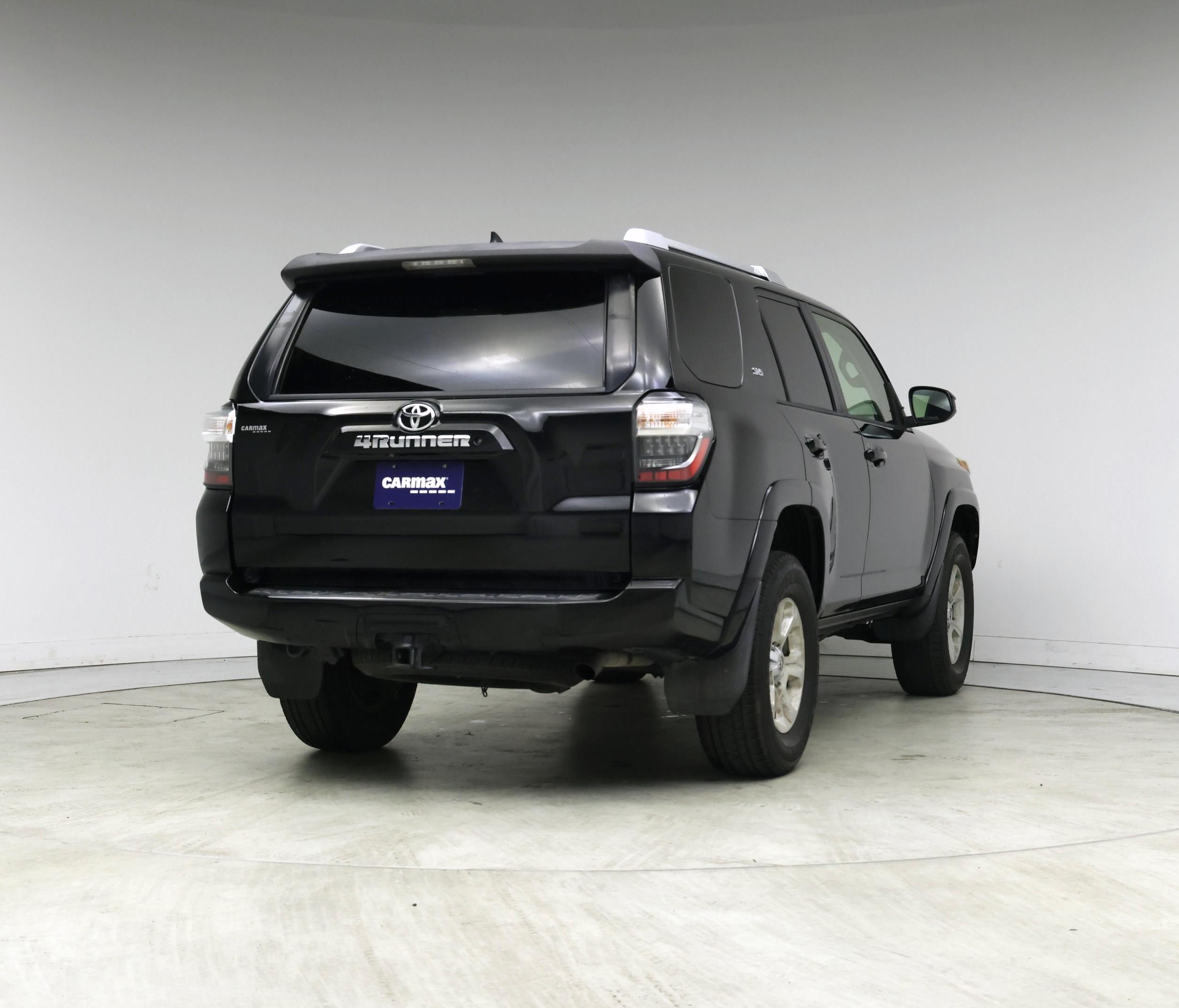 Thumbnail: 2014 Toyota 4Runner - 8