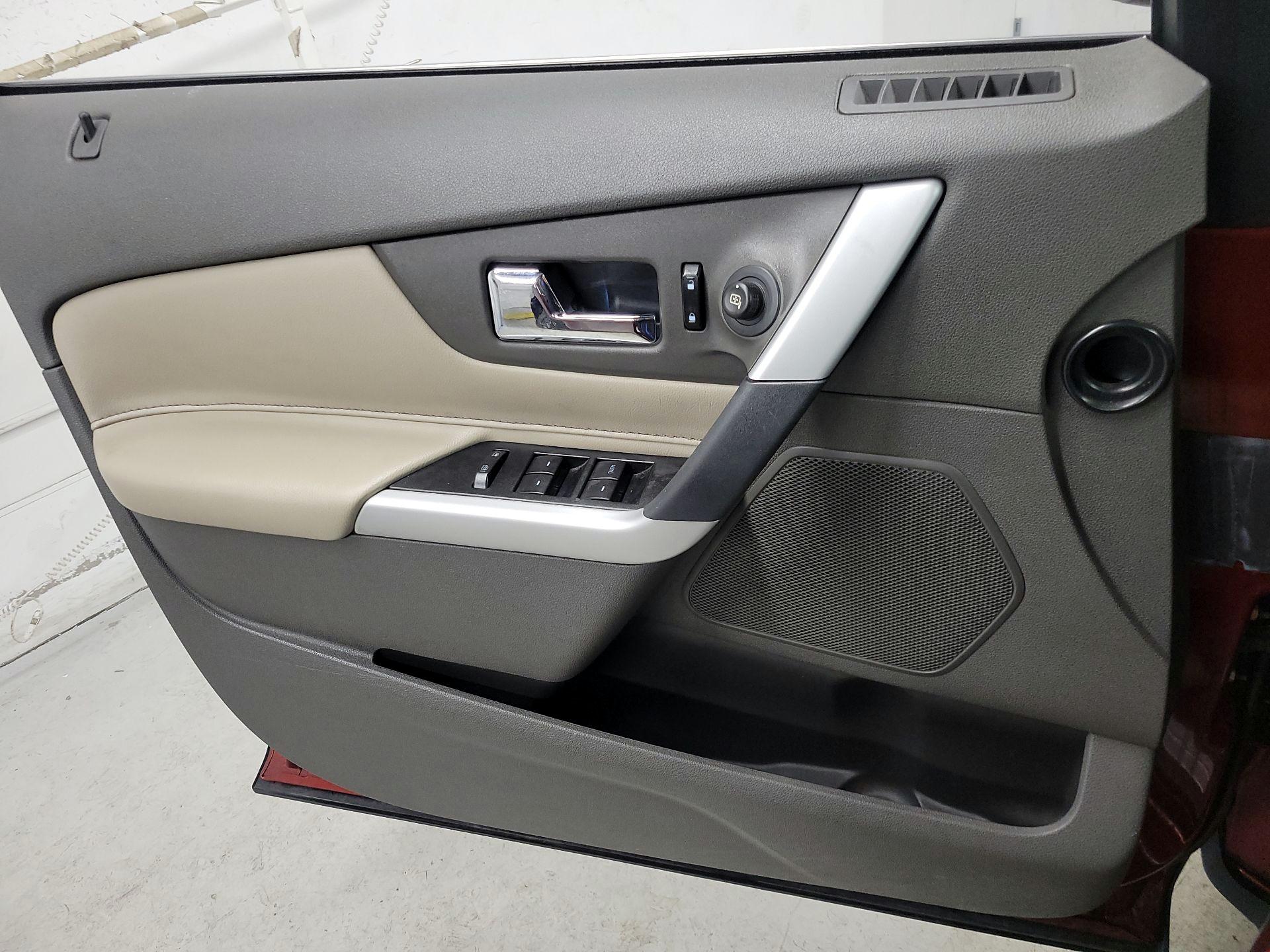 Thumbnail: 2014 Ford Edge - 12
