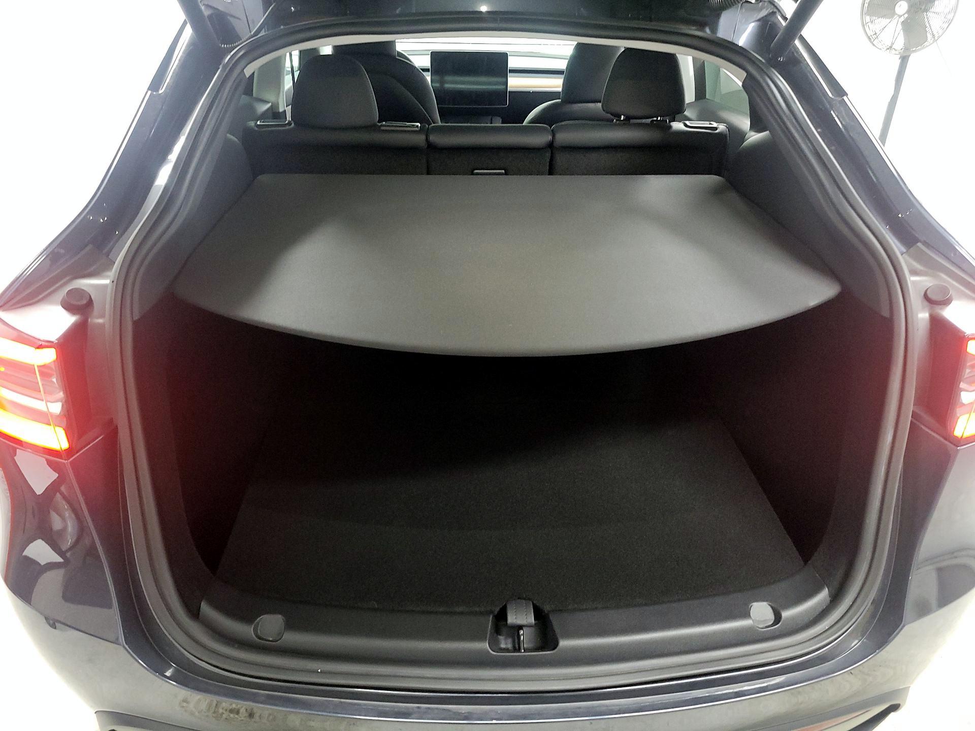 Thumbnail: 2024 Tesla Model Y - 19